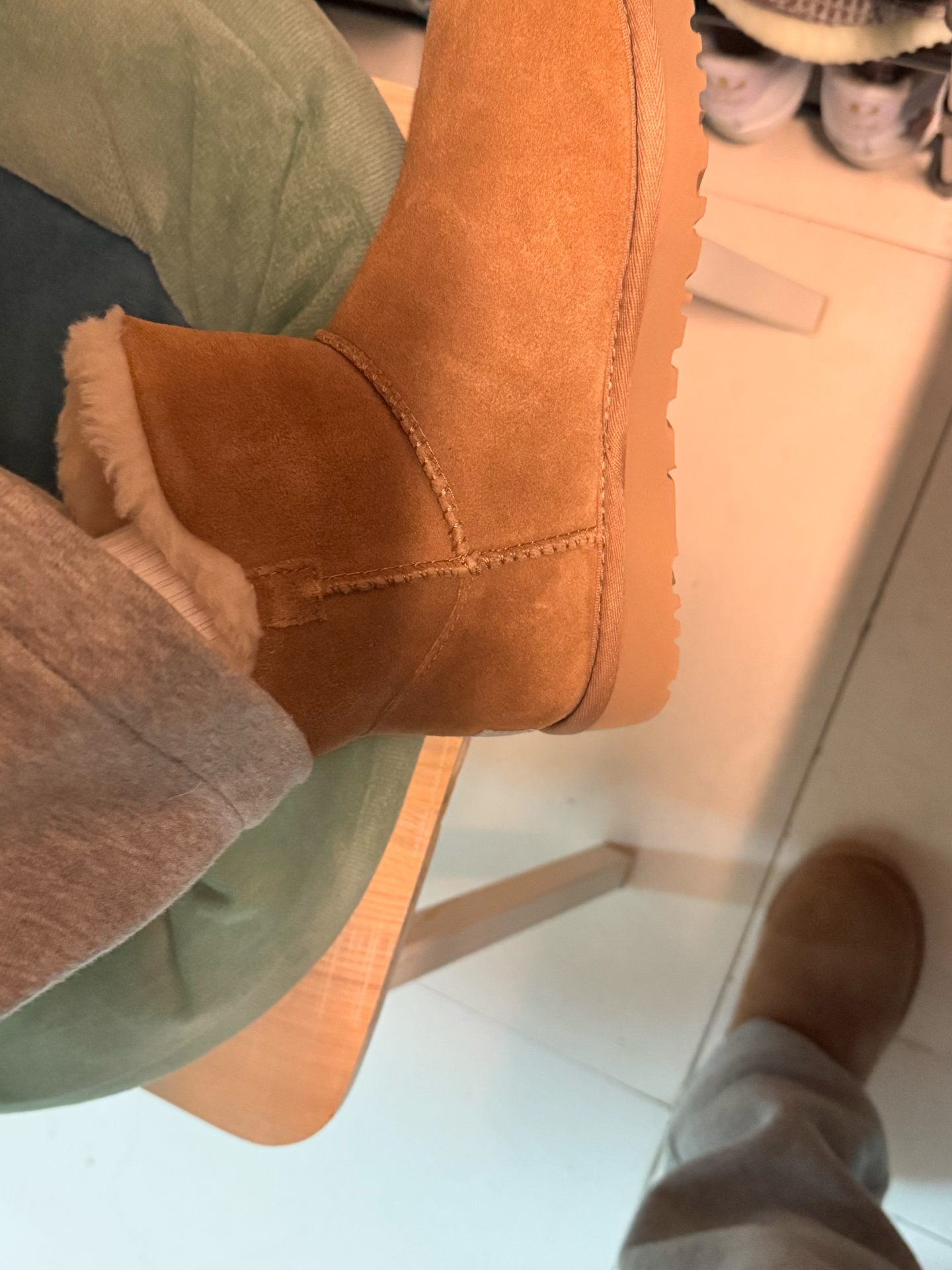 custom review-UGG Корова Спилок Термический Износостойкий Амортизирующий Противоскользящий С флисовой подкладкой Удобный Короткий