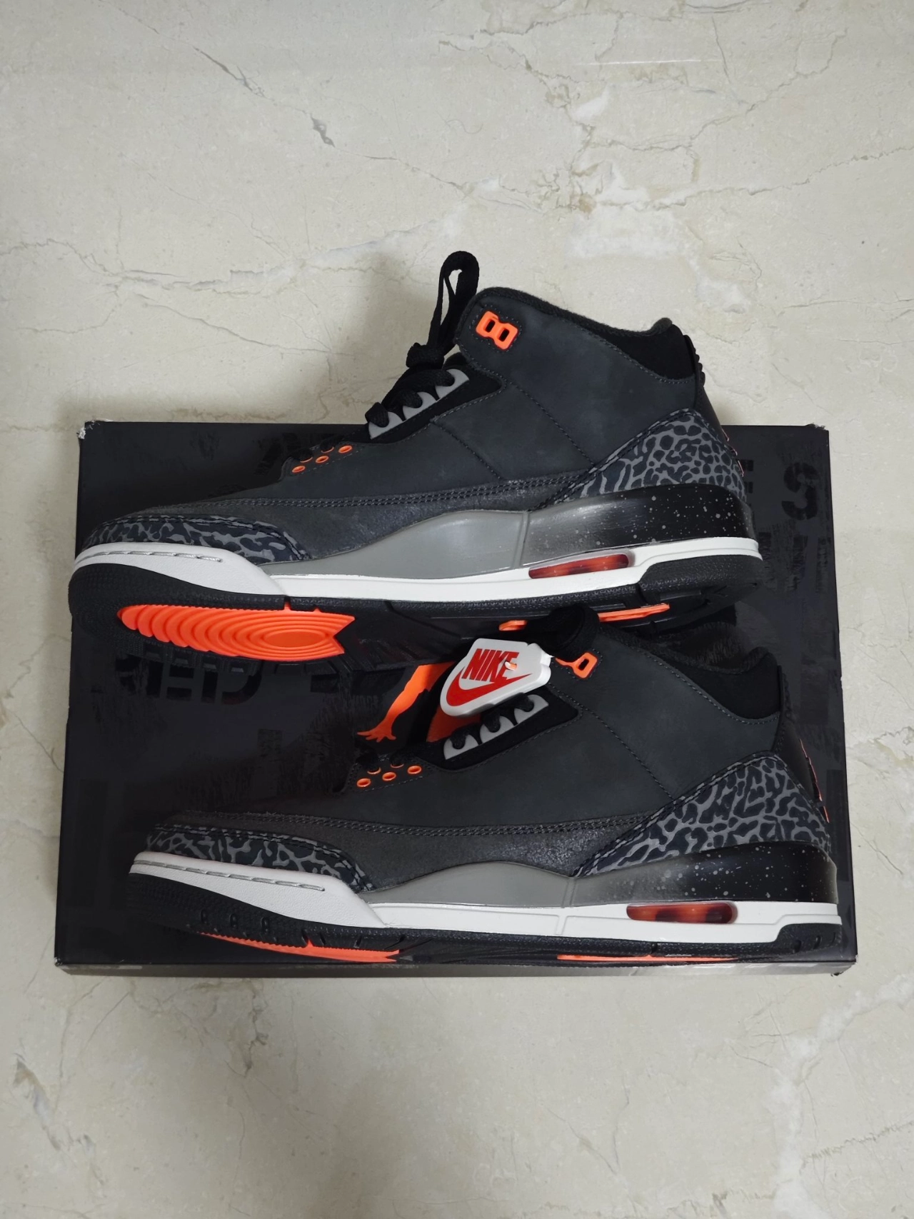 custom review-Jordan 3 Retro Fear Pack 2023