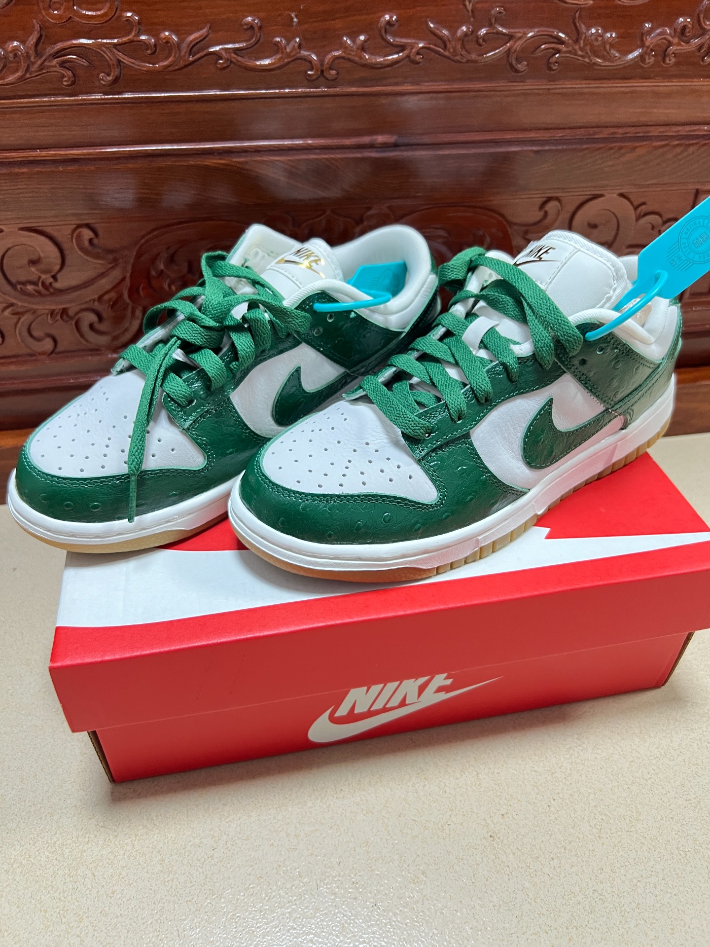 custom review-Nike Dunk LX Женские 'Gorge Зеленый' Низкие Кроссовки для скейтбординга Женские Белый Зеленый