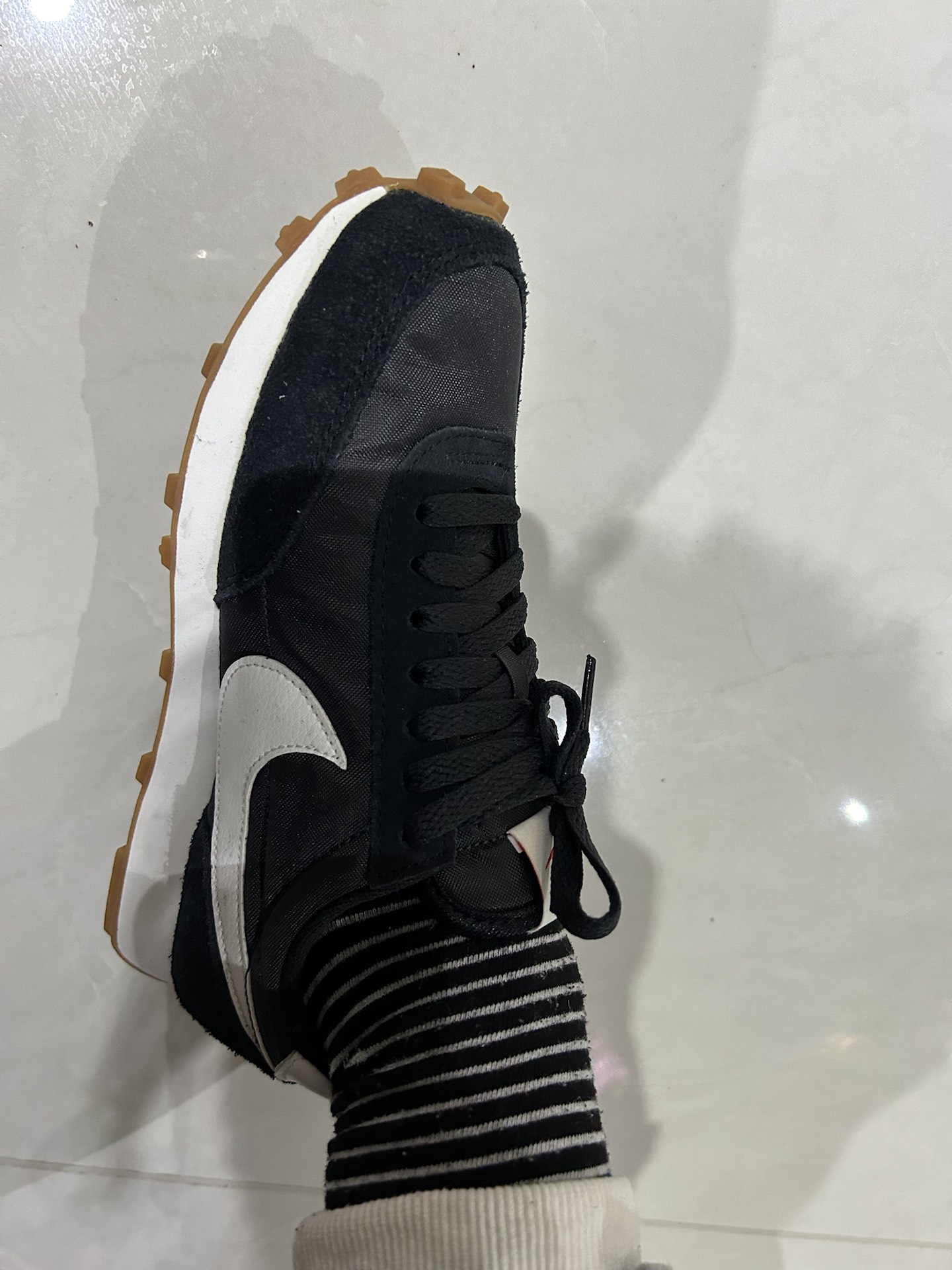 custom review-Nike Daybreak Slip-on Resistant And Breathable Low-Top Casual City Commute Running Shoes Women's Black