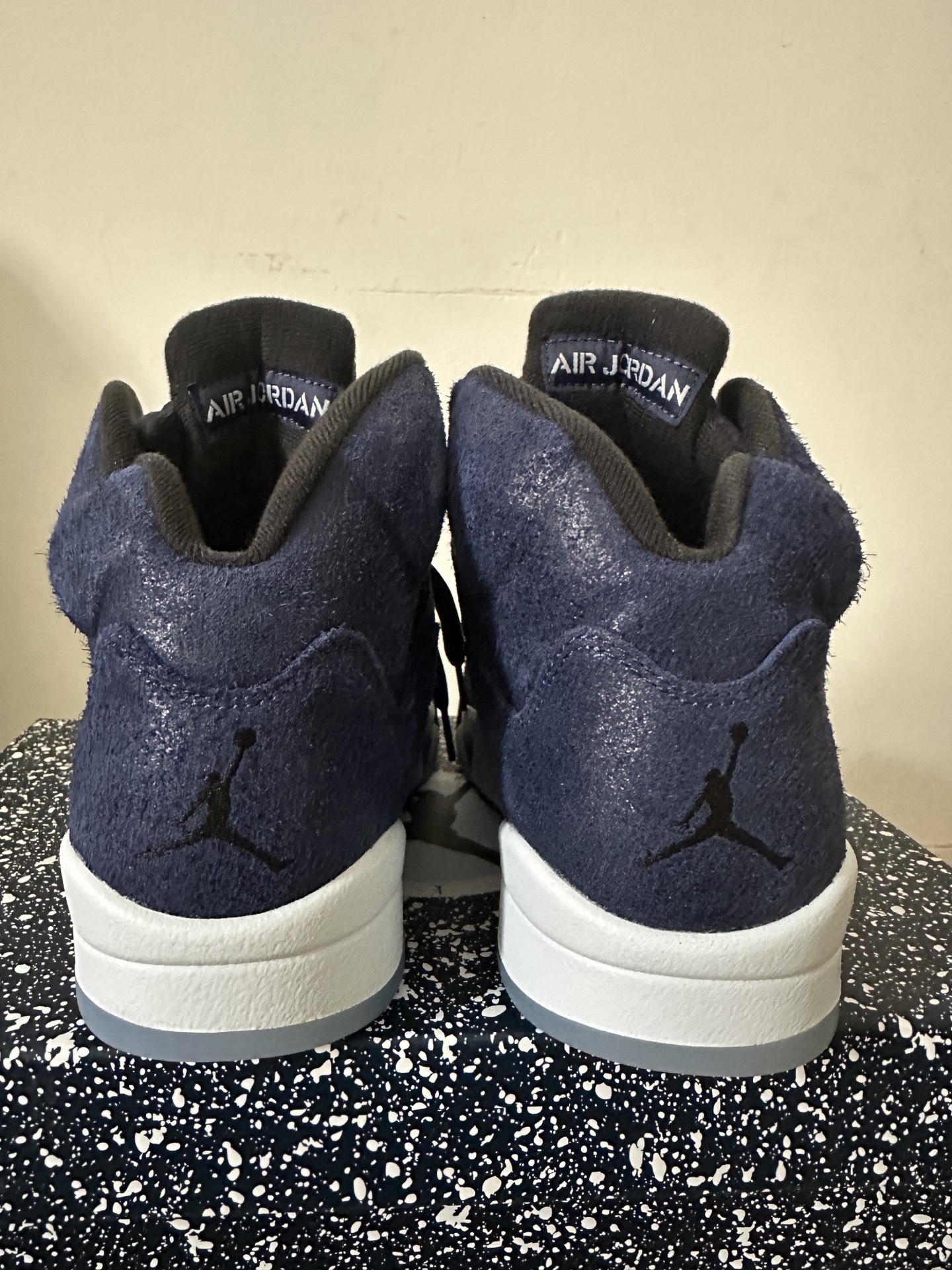custom review-air black jordan 1 high og burgundy crush release date