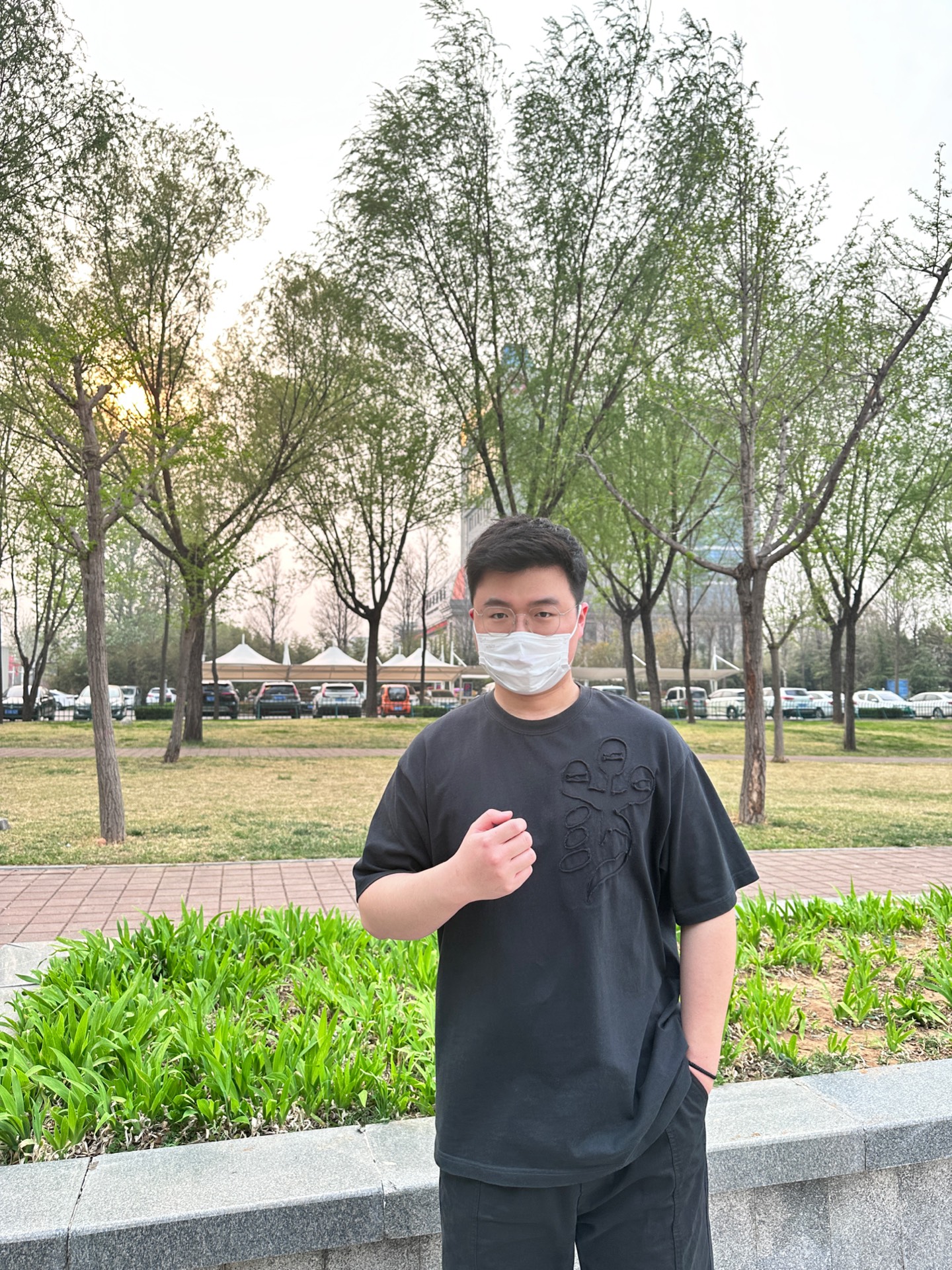 微胖男生一身黑真的会显瘦‼️