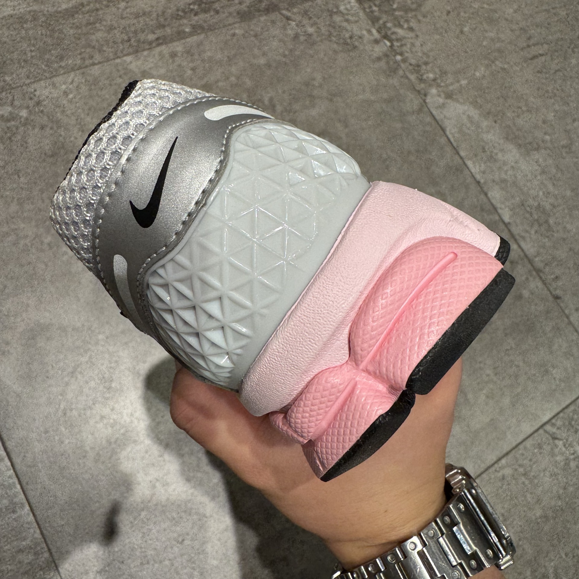 custom review-Nike Zoom Vomero 5 Photon Dust Pink Foam Women's