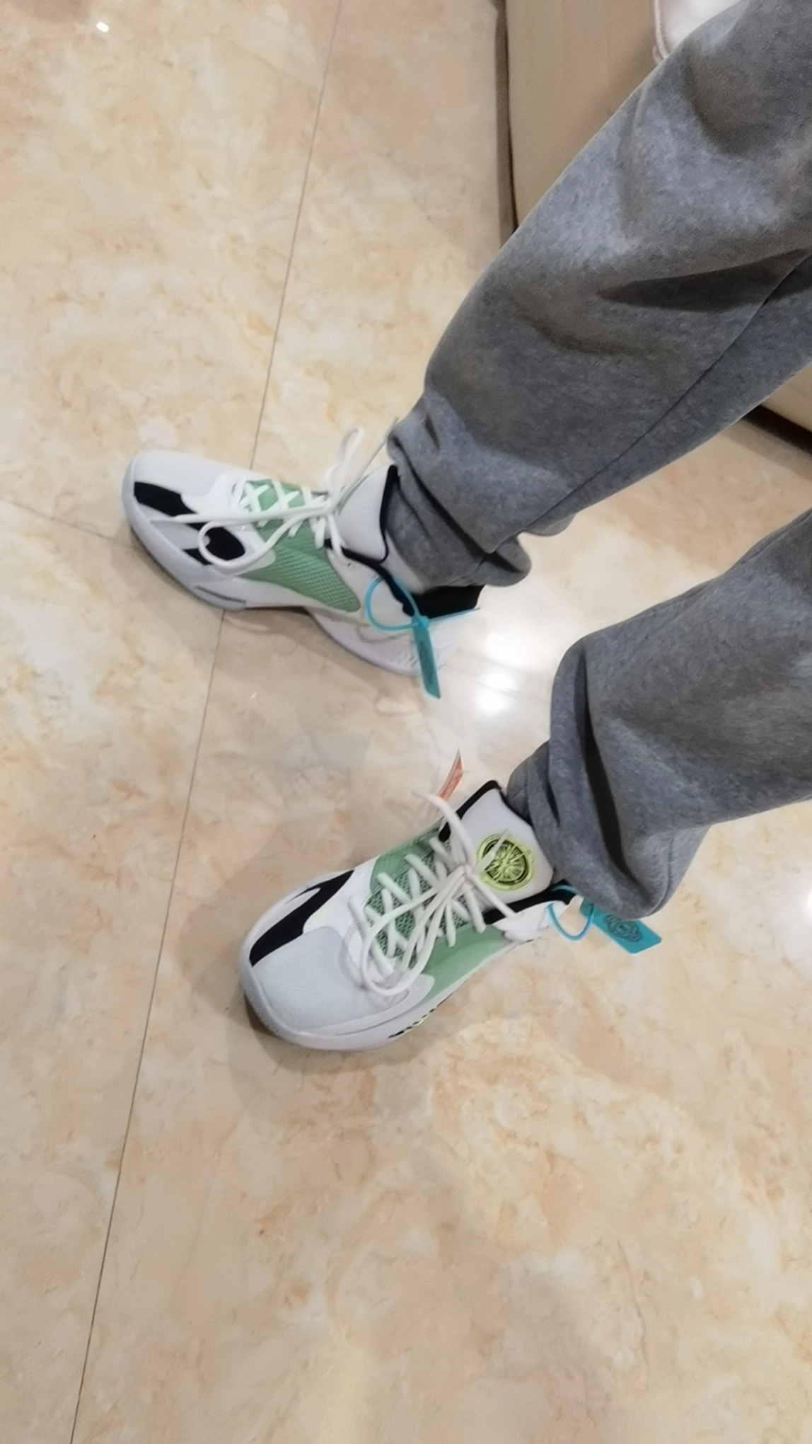 custom review-Nike Freak 4 EP Giannis 4 'Barely Volt' Низкие Баскетбольные Кроссовки для Игры Мужские Белые Зеленые Азиатская Версия