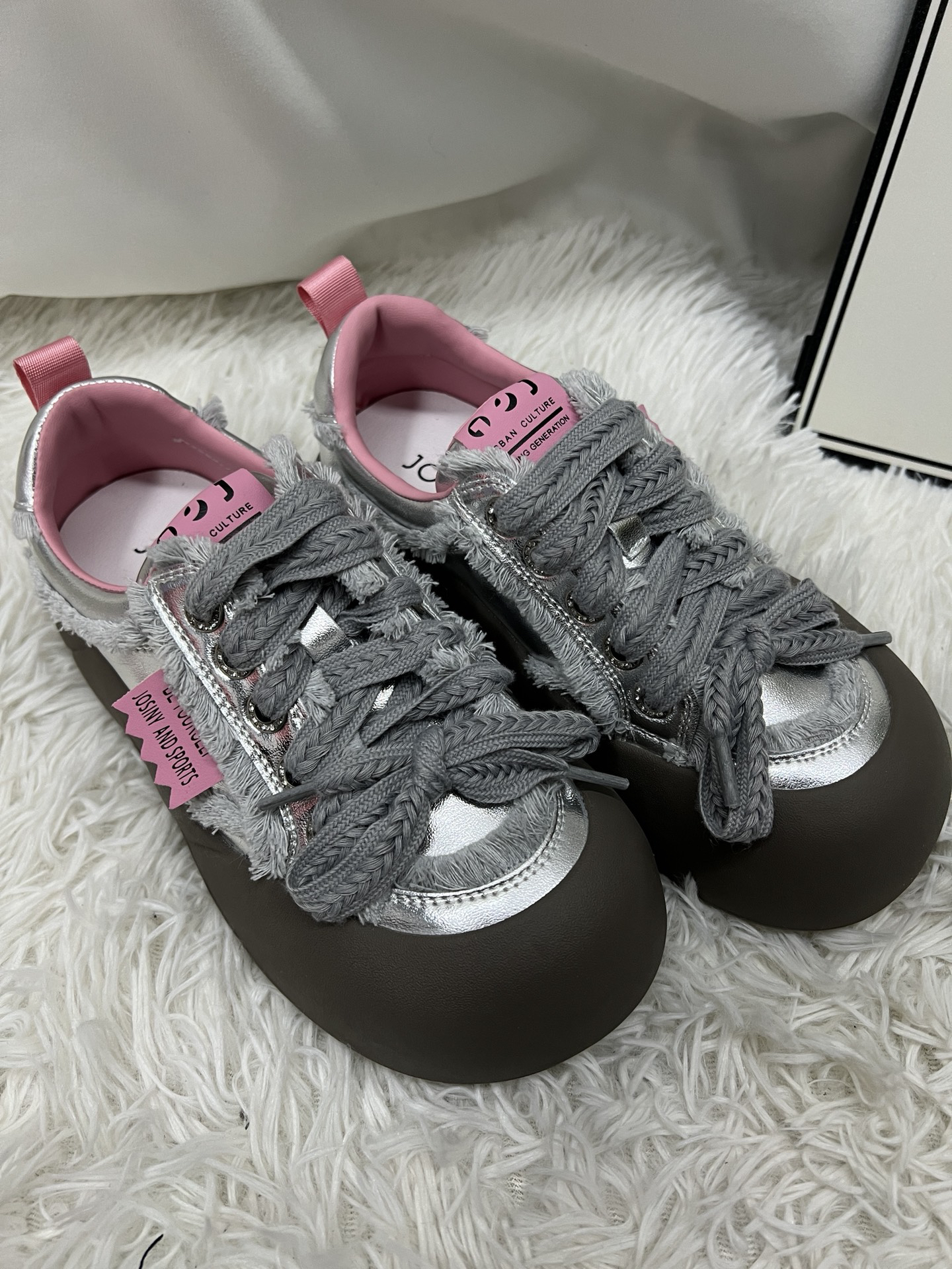 终于 get到了丑萌大头鞋的魅力啦