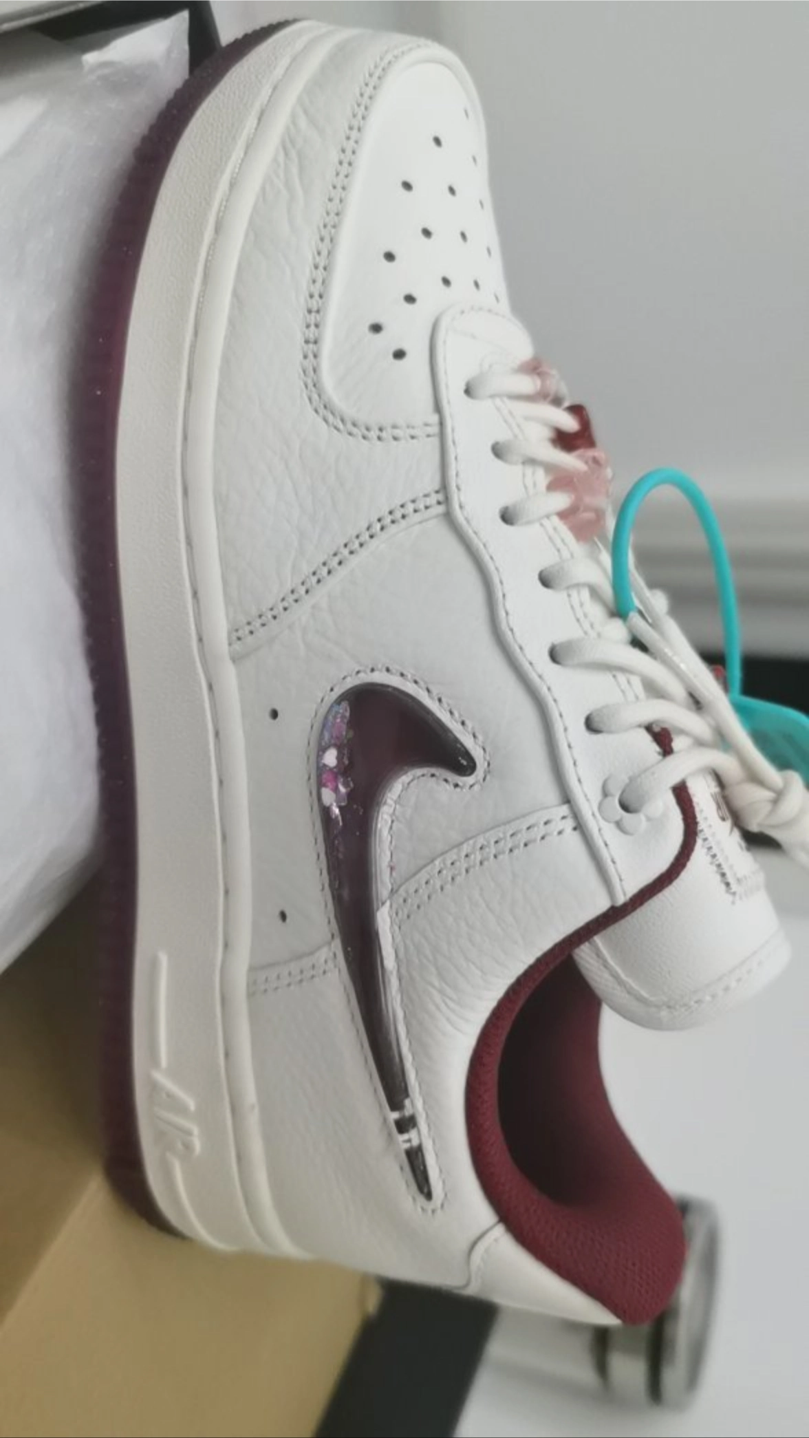 custom review-Nike Air FORCE 1 'VALENTINE Day' Низкие Скейтборд Кроссовки Женские Белый Красный Белый Розовый
