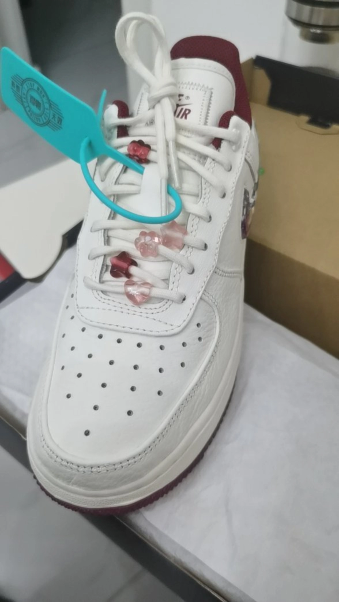 custom review-Nike Air FORCE 1 'VALENTINE Day' Низкие Скейтборд Кроссовки Женские Белый Красный Белый Розовый
