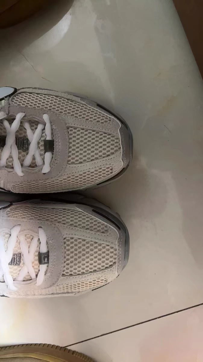 custom review-Nike Air Zoom Vomero 5 Амортизация Устойчивость к истиранию Дышащий Низкий Топ