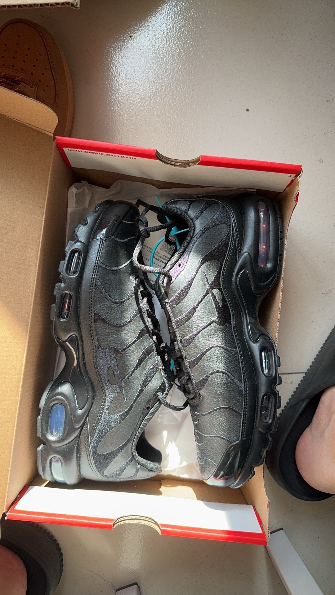 custom review-Nike Air Max Plus Устойчивый к истиранию Низкий Топ Повседневная Городская Коммутирующая Беговая Обувь Мужская Черная