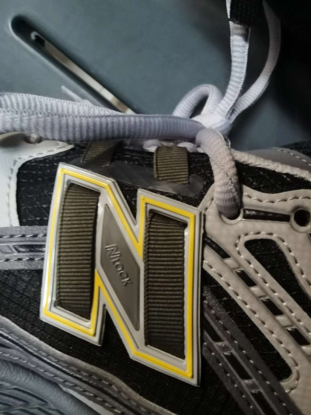 custom review-New Balance 1906U Устойчивый к истиранию Низкий Топ Повседневные Городские Кроссовки для Коммуникативных Беговых Унисекс Черный Серый