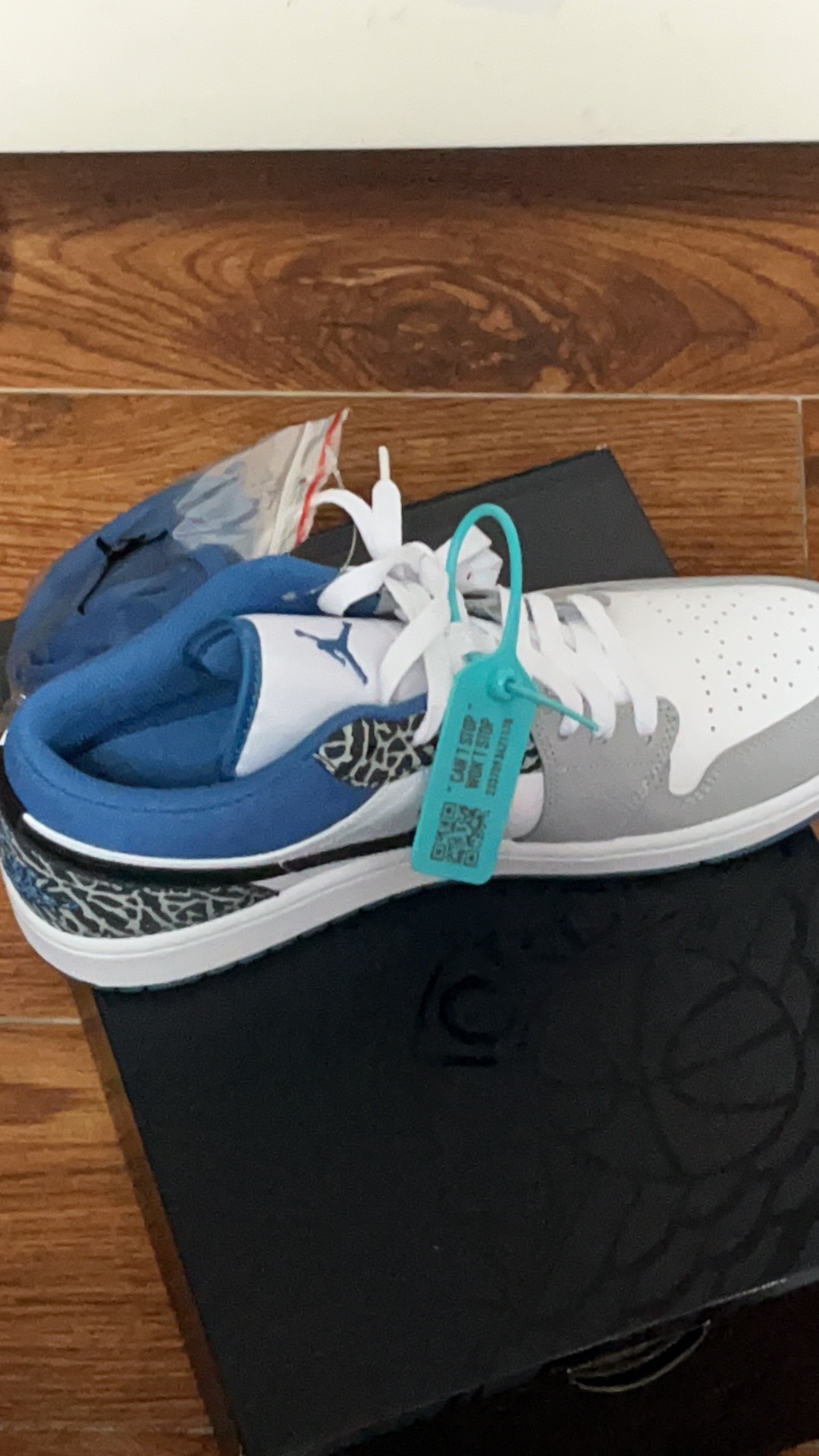 custom review-Jordan Air Jordan 1 Low SE 'true Синий' Low Топ Винтажные баскетбольные кроссовки Унисекс Белый и синий цвет