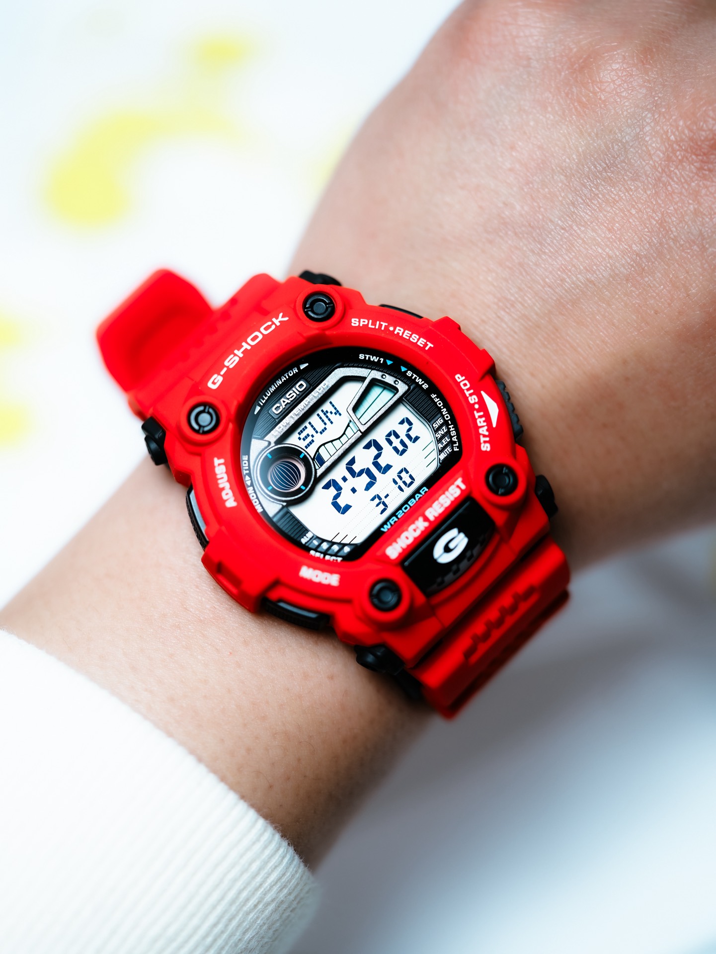 配黑色or白色都敲出彩6015平价街头风g-shock98