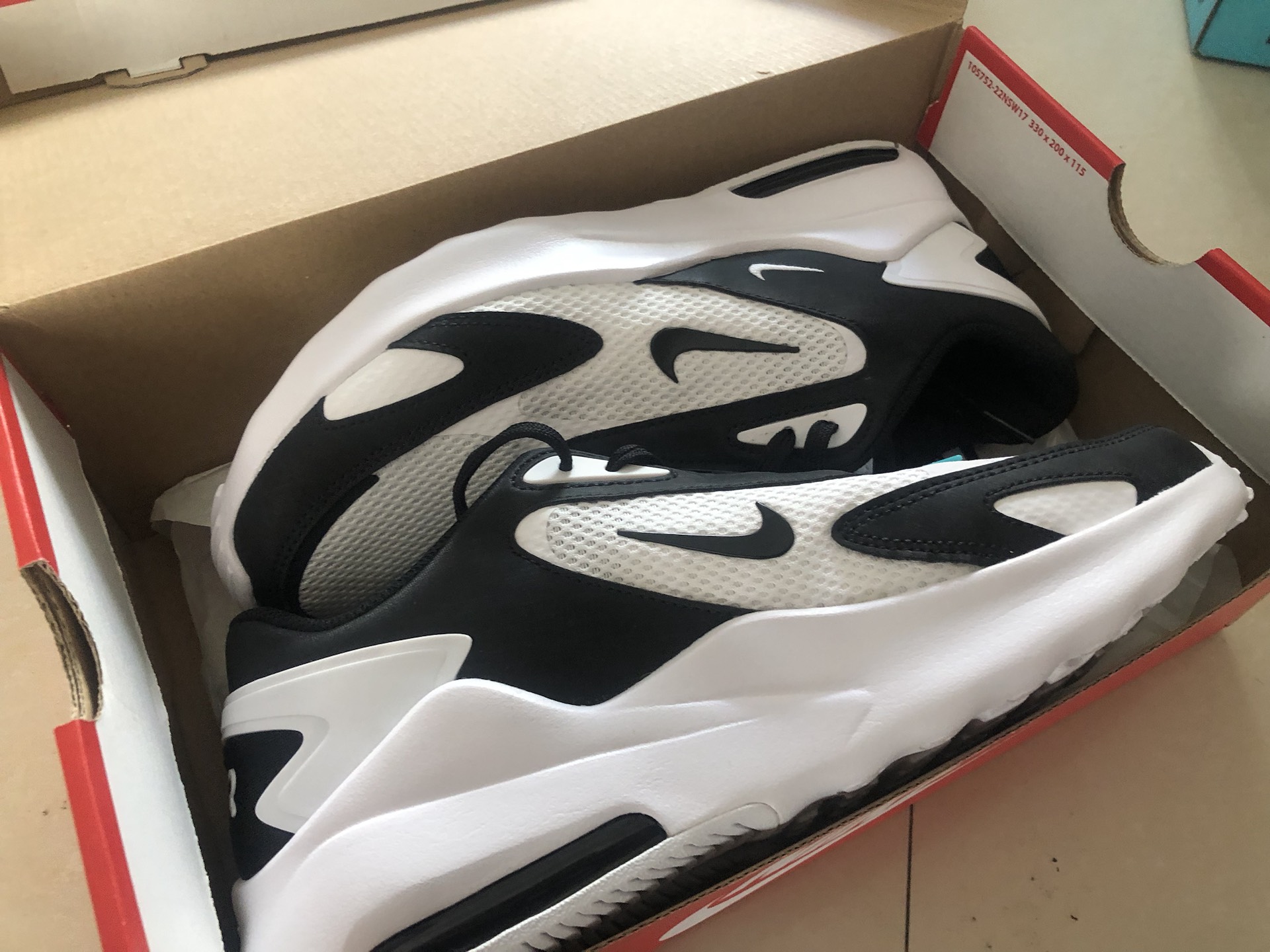 custom review-Nike Air Max Bolt Low Топ Повседневный Городской Коммутирование Беговые кроссовки Мужской Белый черный