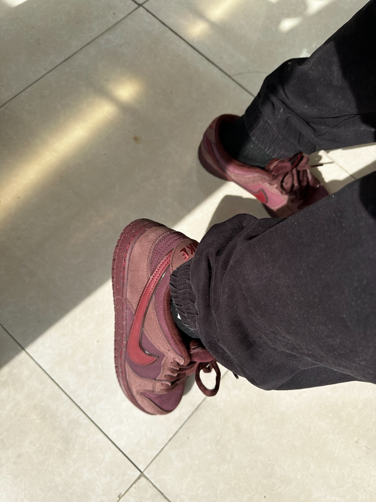 custom review-Nike Dunk SB 'Бургундский Crush' Низкие Кроссовки для Скейтбординга Мужские Бургунди