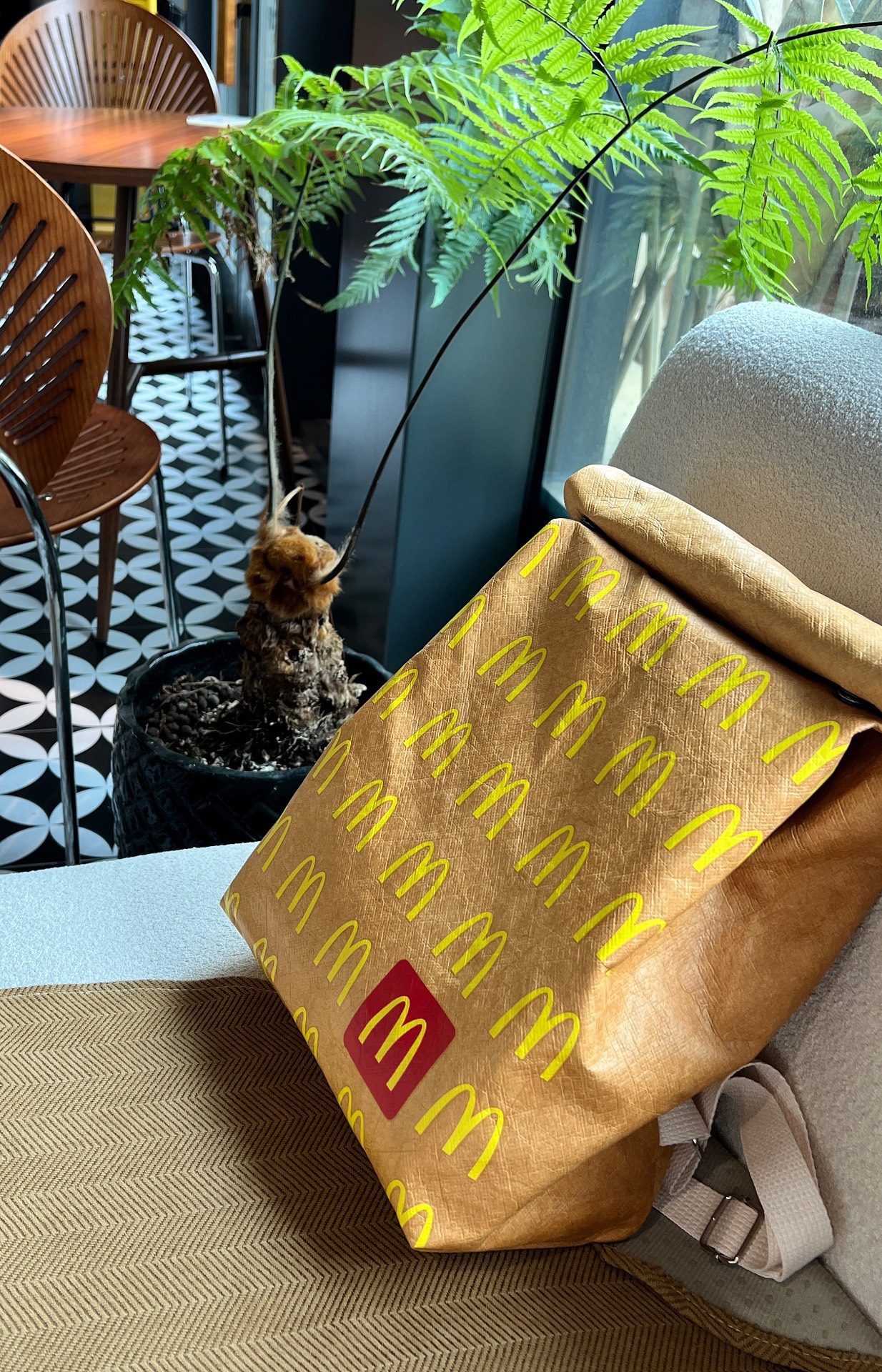 麦当劳小众个性纸袋包