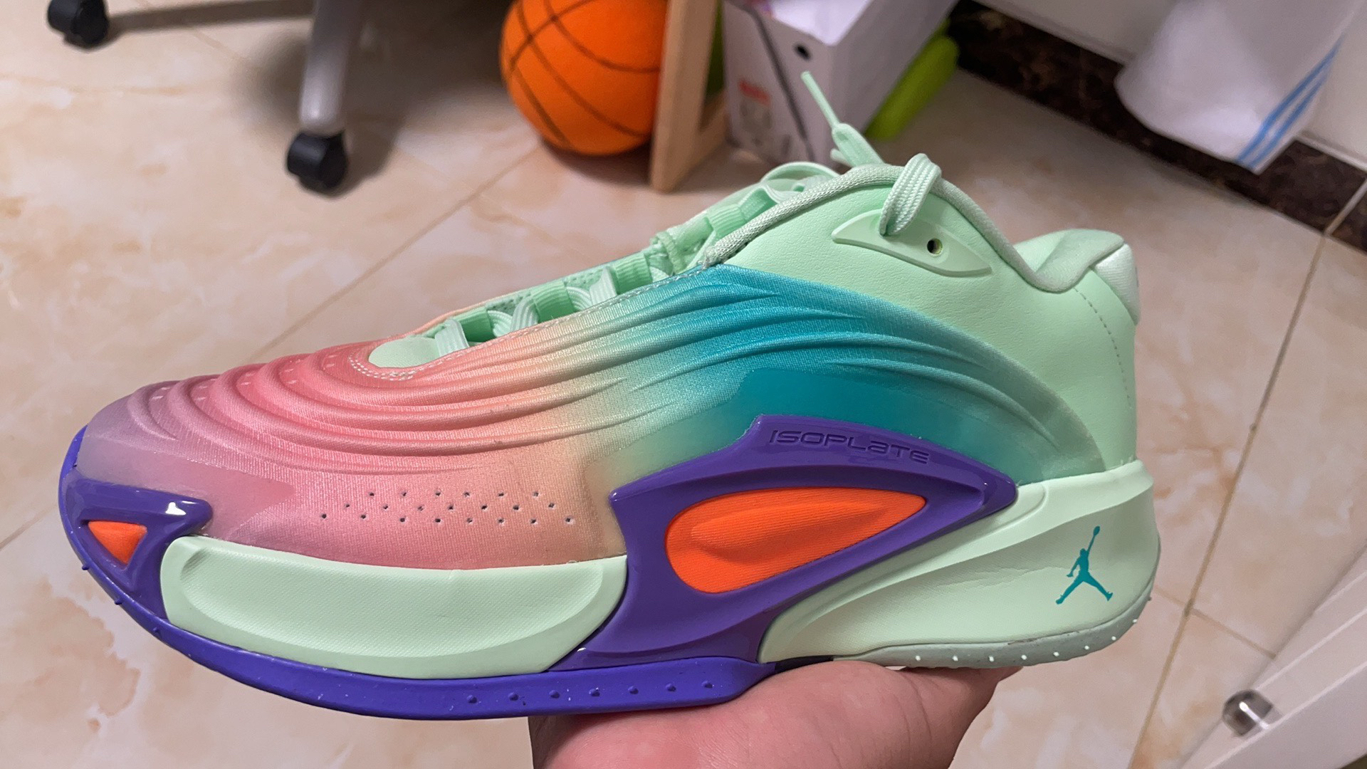 custom review-Джордан Luka 3 Амортизаторы Shock Absorbers Противоскользящие Устойчивые к истиранию Низкий Топ Баскетбольные кроссовки Мужские Синий фиолетовый розовый