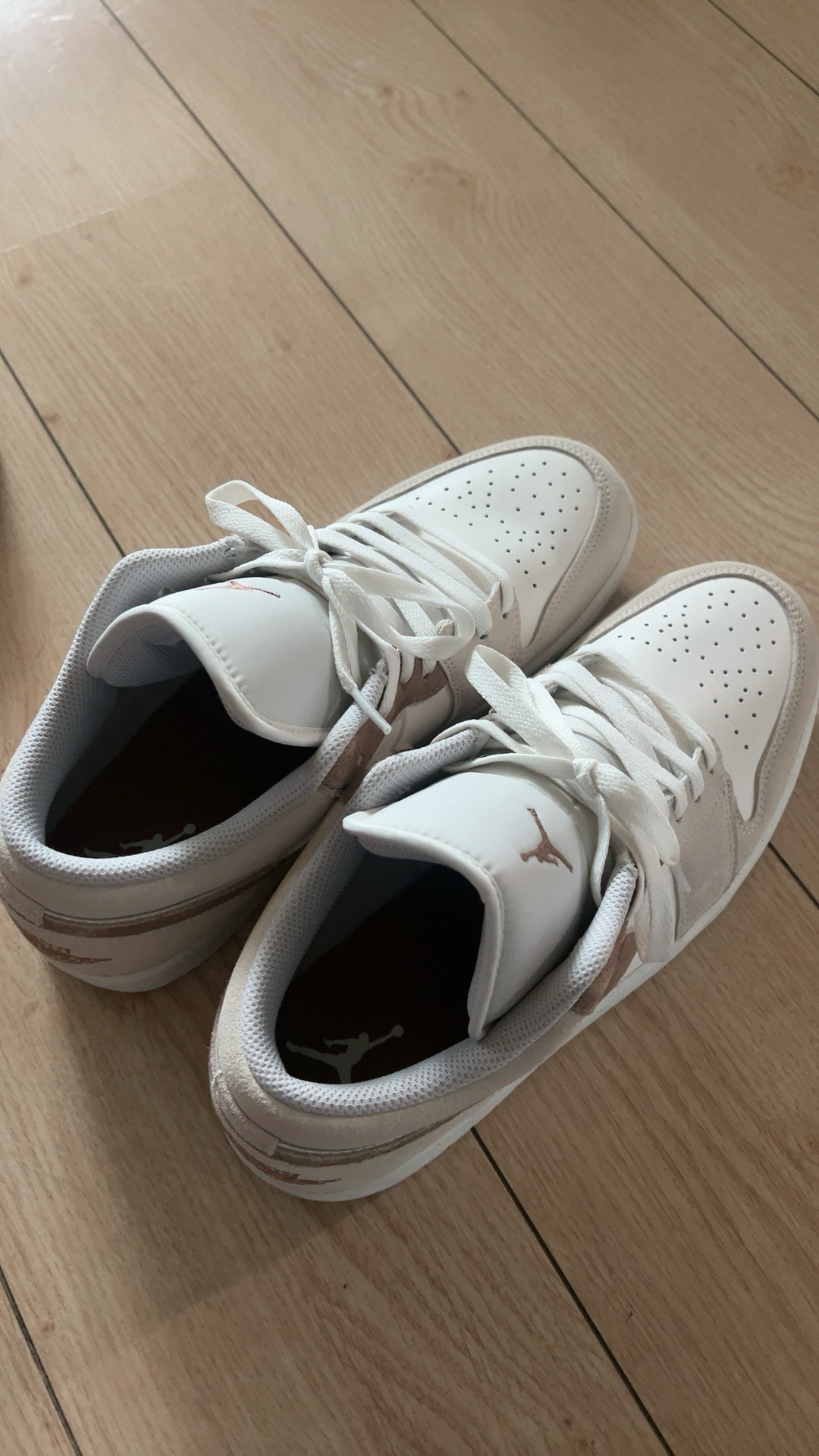 custom review-Jordan 1 Low Se Legend Light Brown