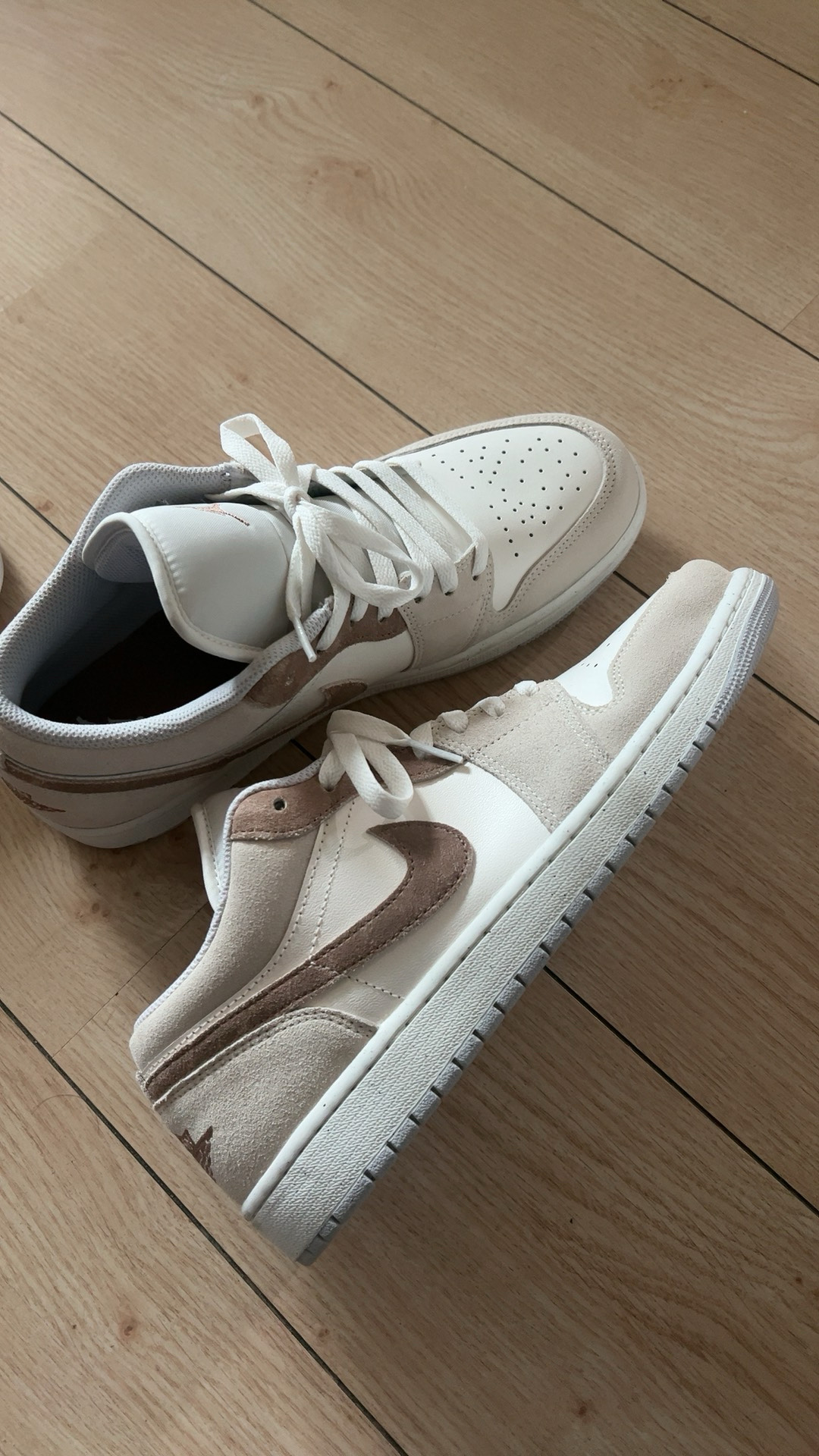 custom review-Jordan 1 Low Se Legend Light Brown