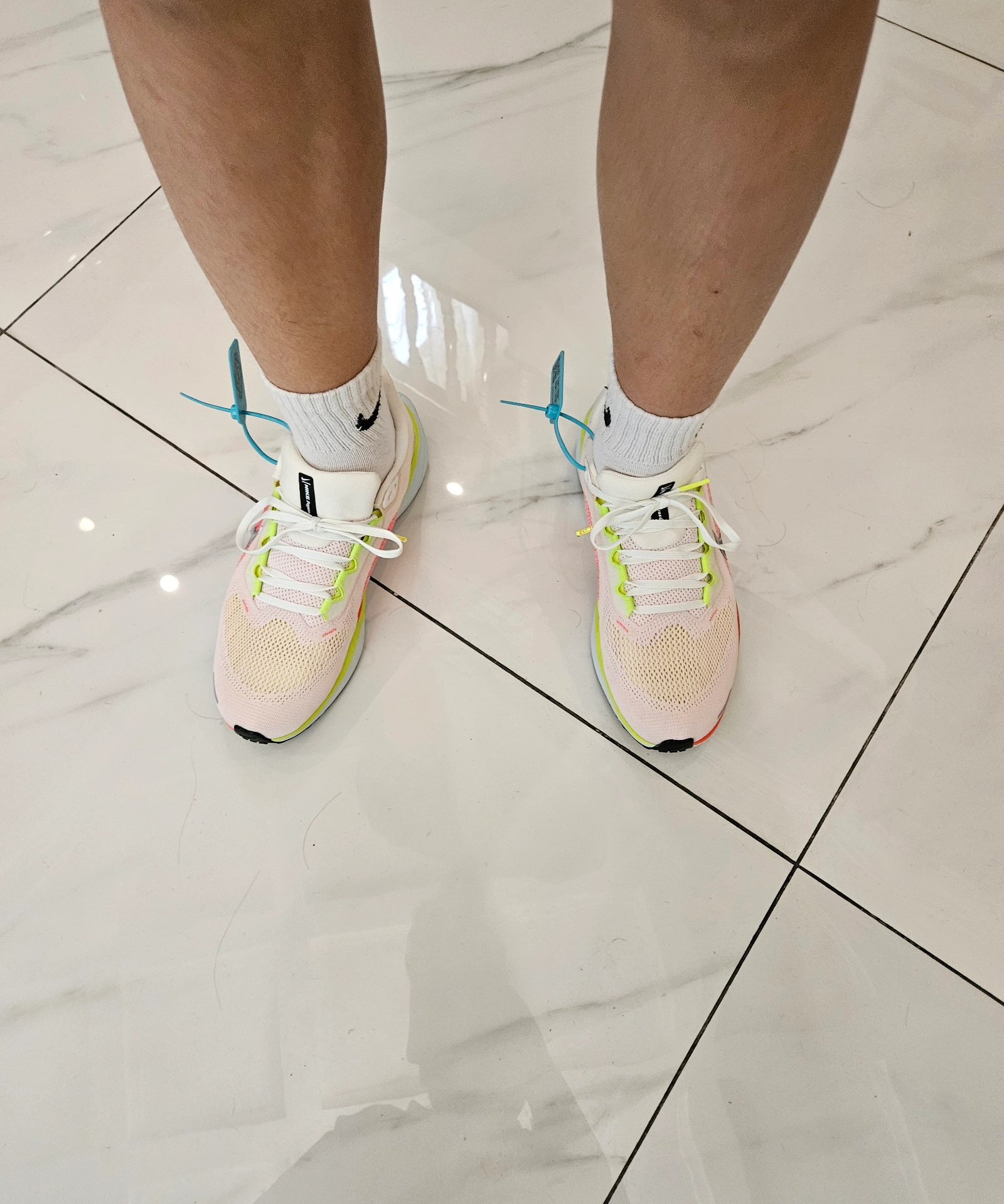 custom review-Nike Pegasus 41 Противоскользящий Дышащий Легкий Отскок Низкий Топ Беговые кроссовки Мужские Бежево-розовые