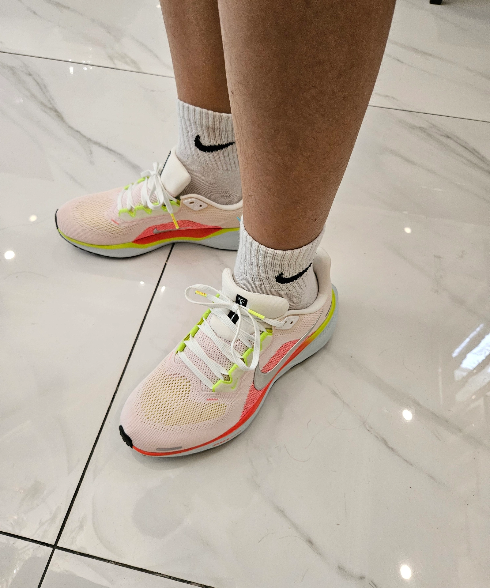 custom review-Nike Pegasus 41 Противоскользящий Дышащий Легкий Отскок Низкий Топ Беговые кроссовки Мужские Бежево-розовые