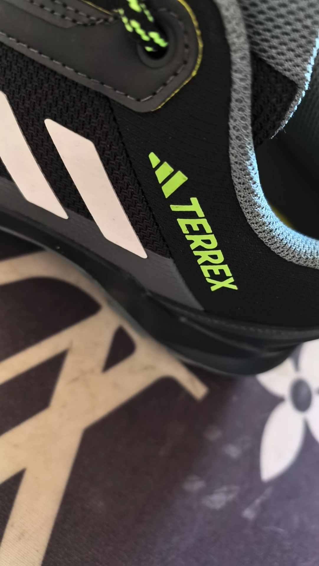 custom review-adidas Terrex AX3 Hiking Низкий Топ Уличная Обувь Мужская Черный Серый