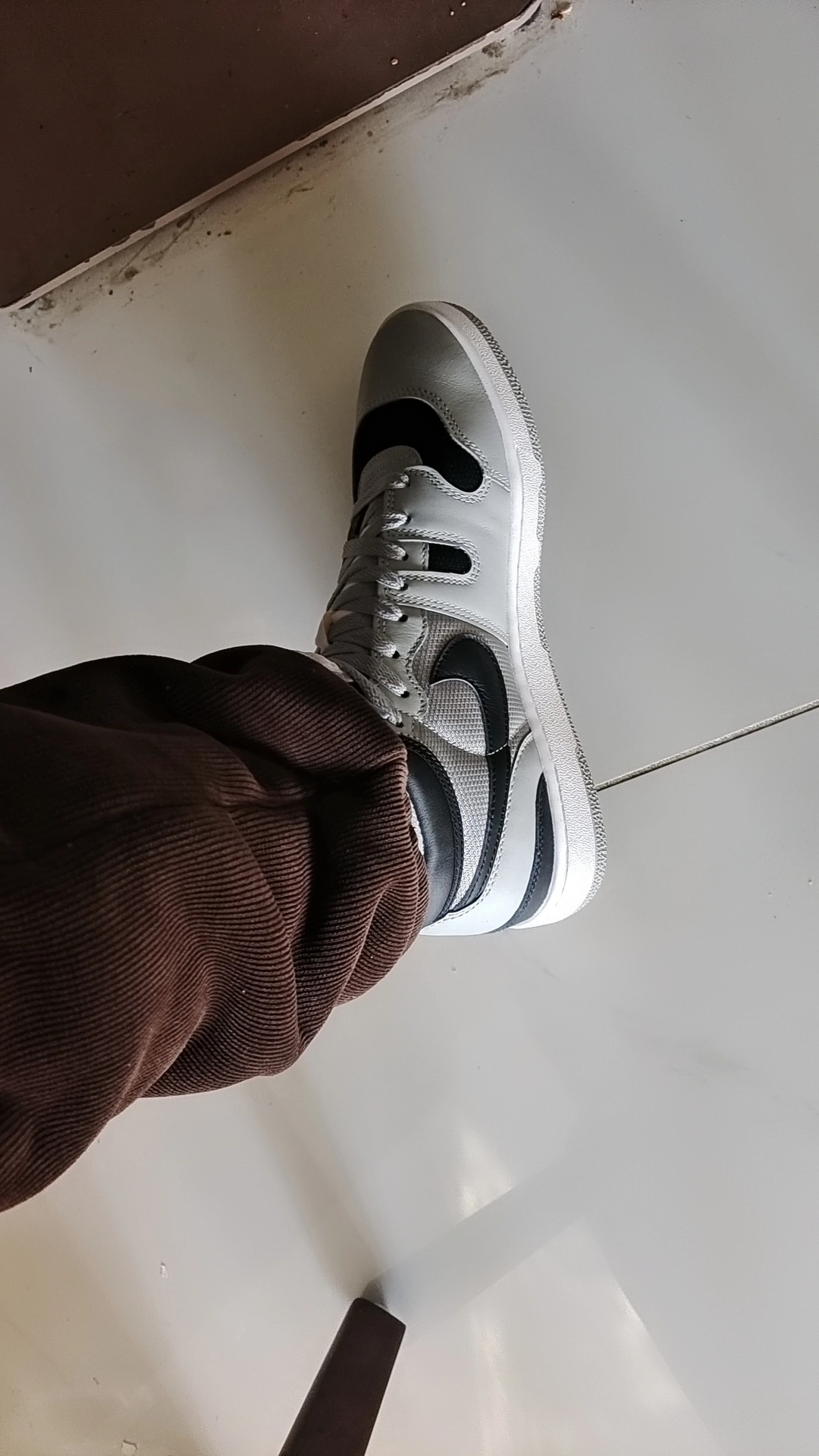 custom review-Nike Mac Attack QS SP OG Амортизация Устойчивый к истиранию Дышащий Низкий Верх Скейтборд Кроссовки Унисекс Серый Черный