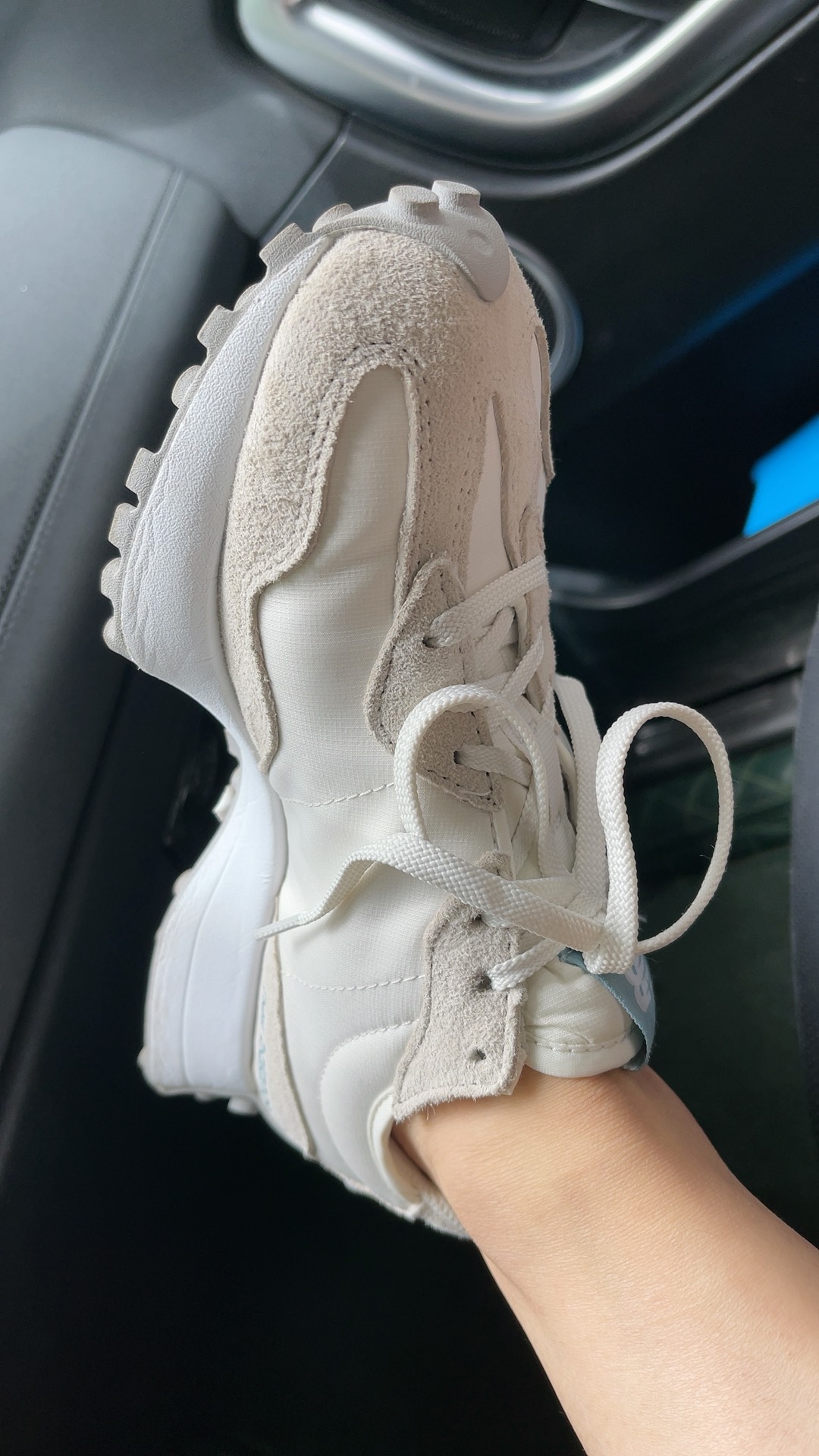 custom review-New Balance NB 327 Устойчивый к истиранию Низкий Топ Повседневные Городские Кроссовки для Коммутирования и Бега Женские Экрю