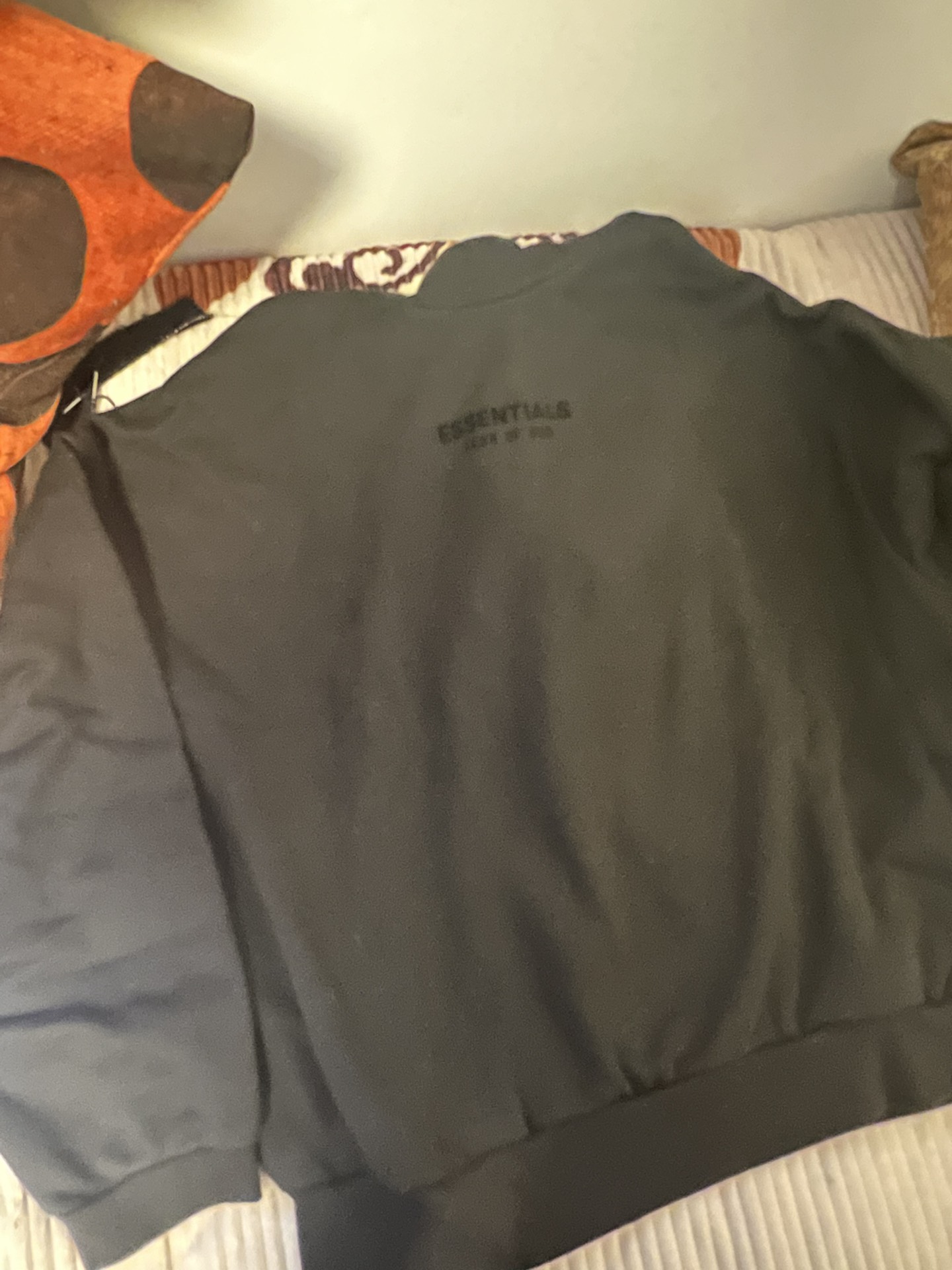 custom review-Fear of God Essentials FW23 Hoodie Jet Black