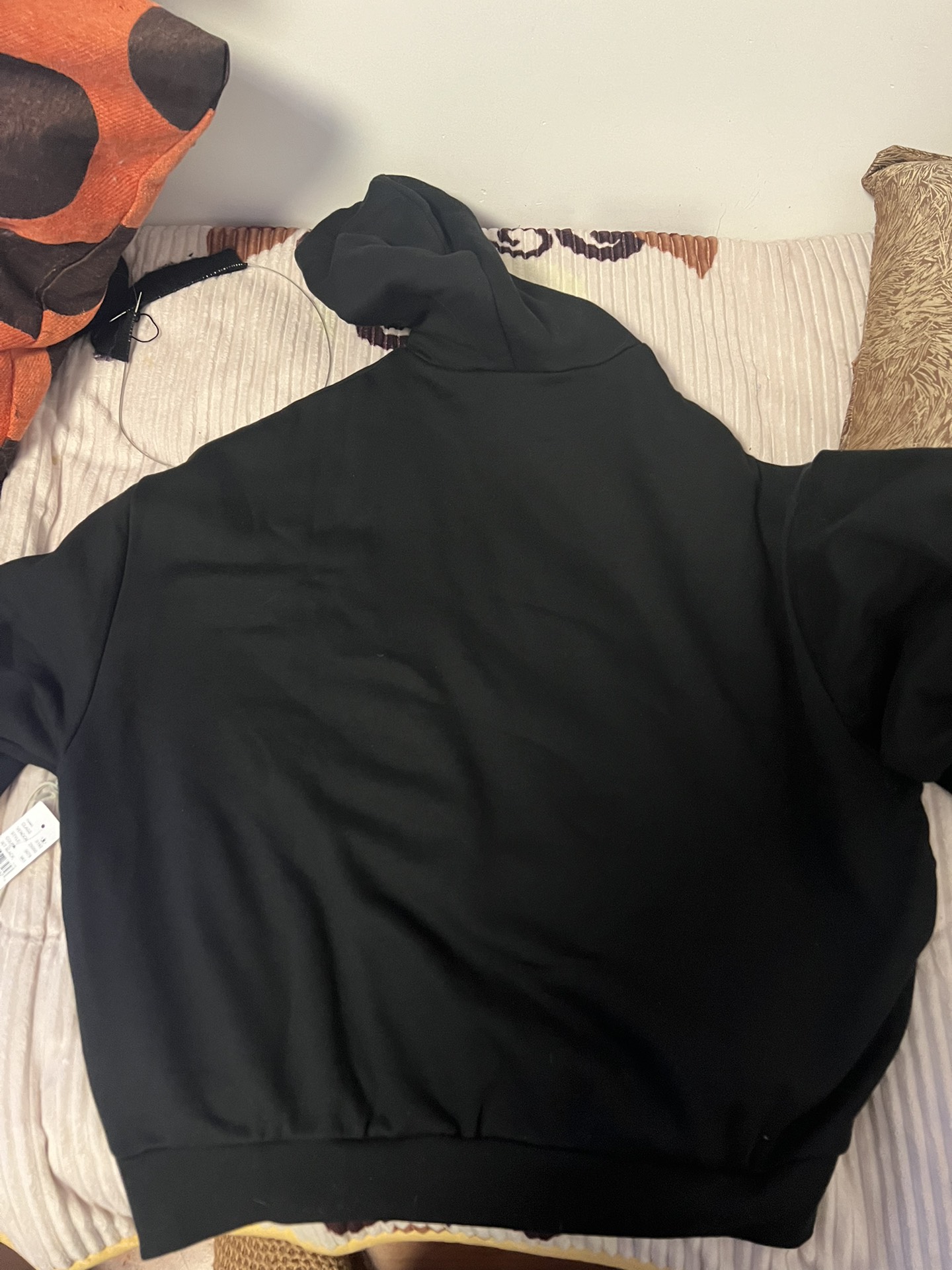 custom review-Fear of God Essentials FW23 Hoodie Jet Black