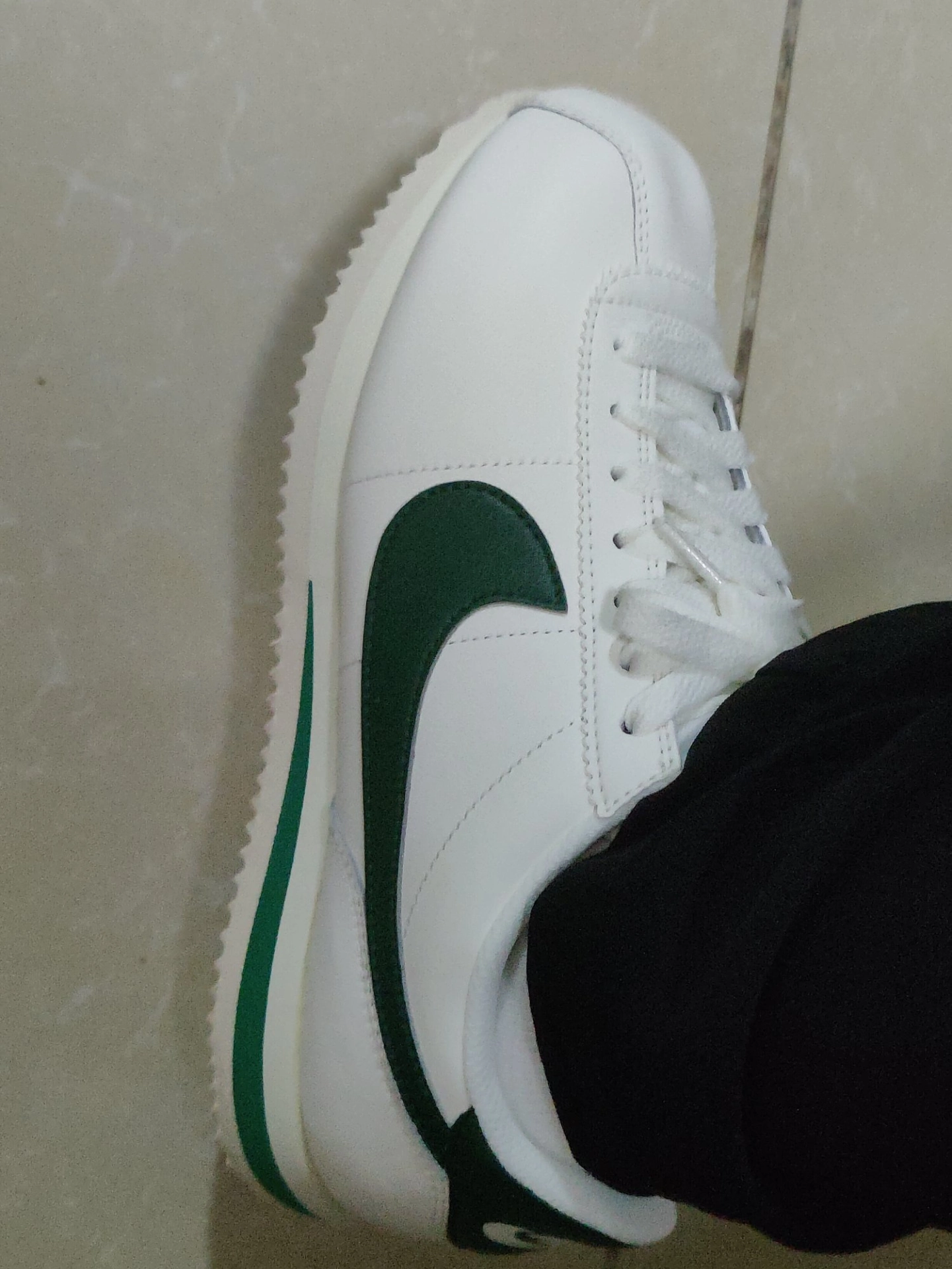 custom review-Nike Cortez Аbrasion Resistant Низкий Топ Повседневный Городской Коммутирование Беговые кроссовки Женские Бежево-зеленый