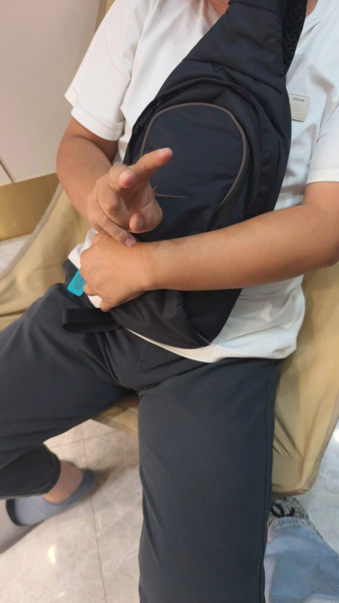 custom review-Nike Sportswear Essentials Series Полиэстер Sling Bag Standard Unisex Black