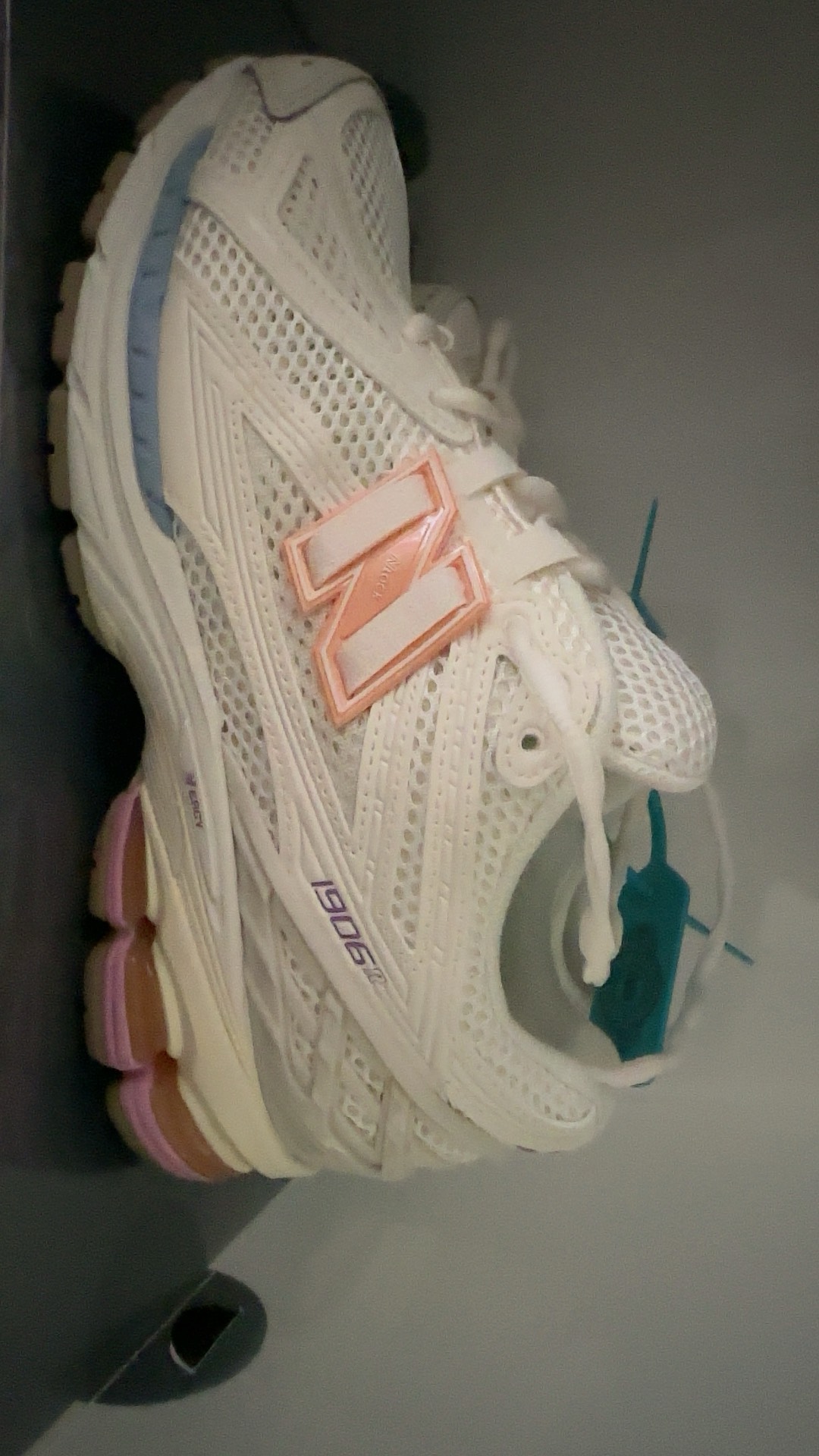 custom review-New Balance NB 1906R Устойчивый к истиранию Дышащий Низкий Топ Повседневная Городская Коммутация Беговые кроссовки Унисекс Бежевый Розовый