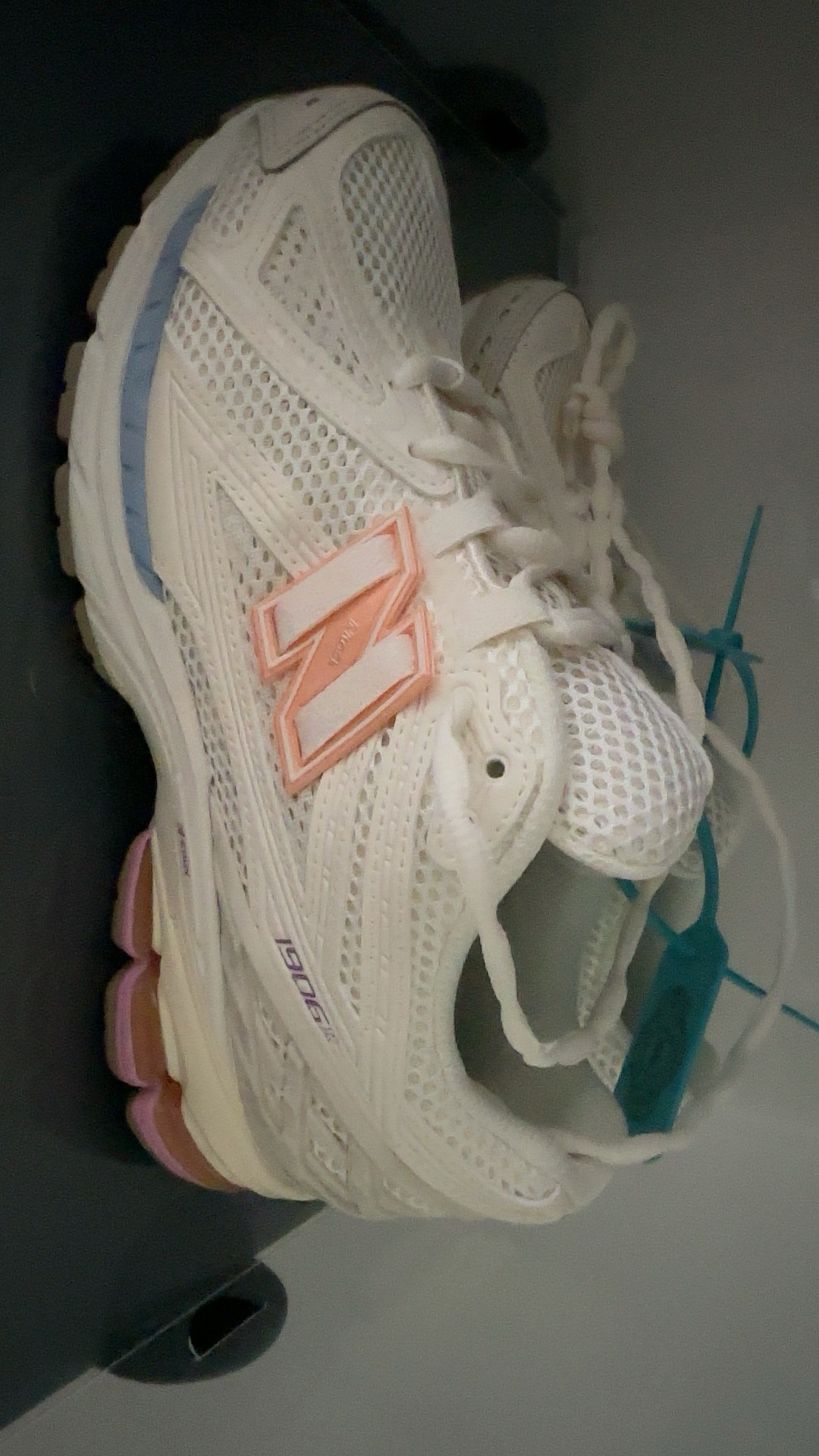 custom review-New Balance NB 1906R Устойчивый к истиранию Дышащий Низкий Топ Повседневная Городская Коммутация Беговые кроссовки Унисекс Бежевый Розовый