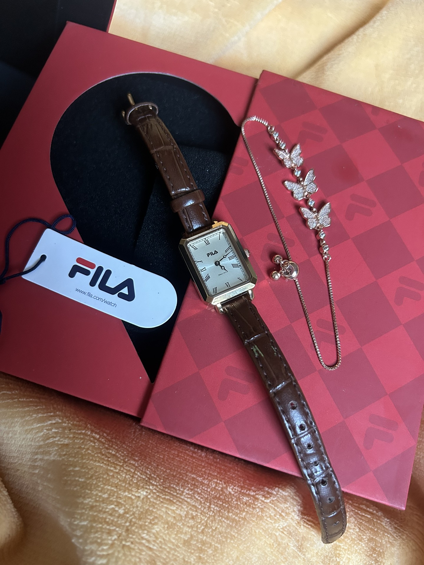 石英机芯手表 #晒出我的心动礼盒 #fila斐乐 #flia斐乐手表 #七夕