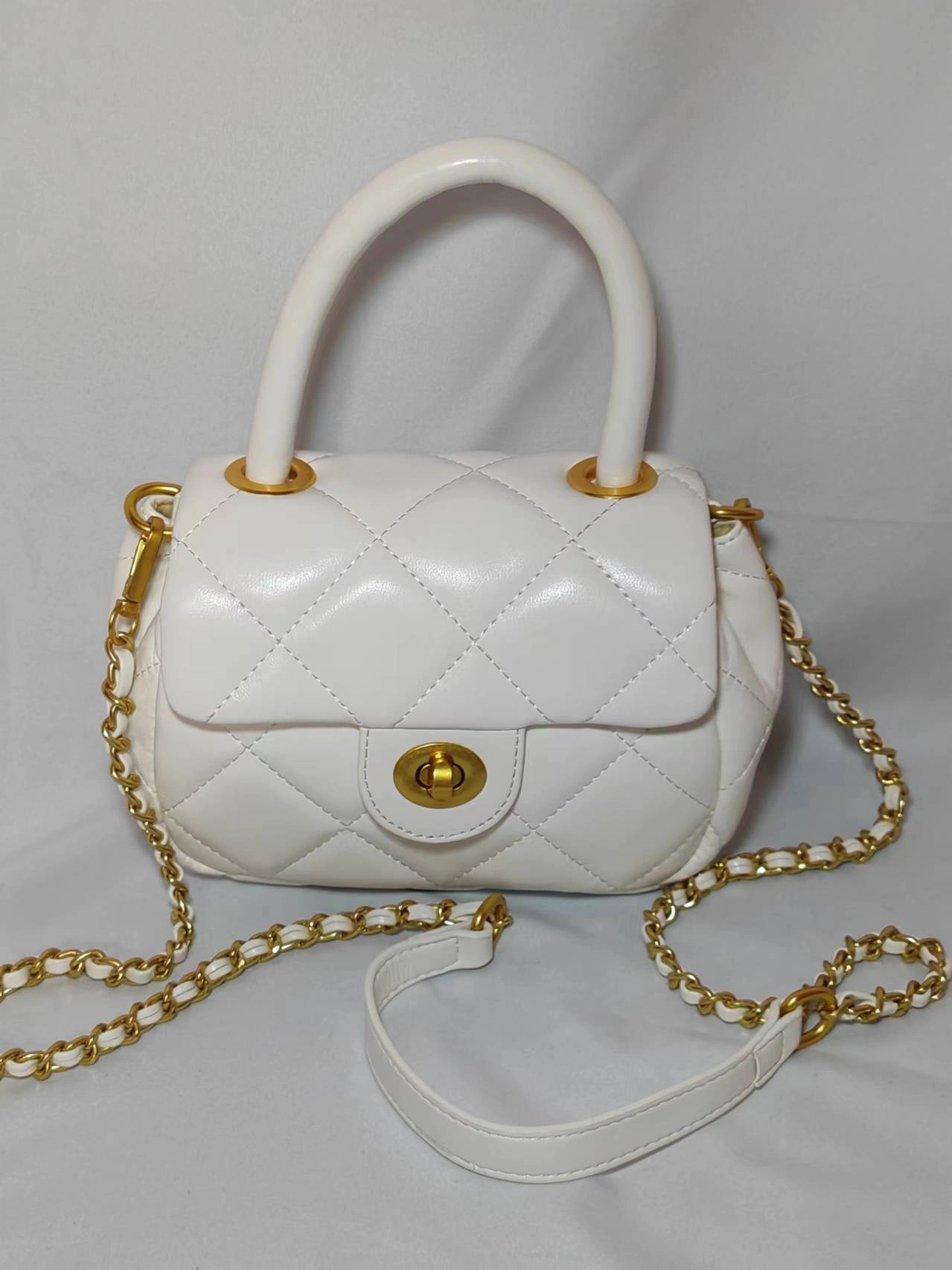 超爱的一款白色小包包