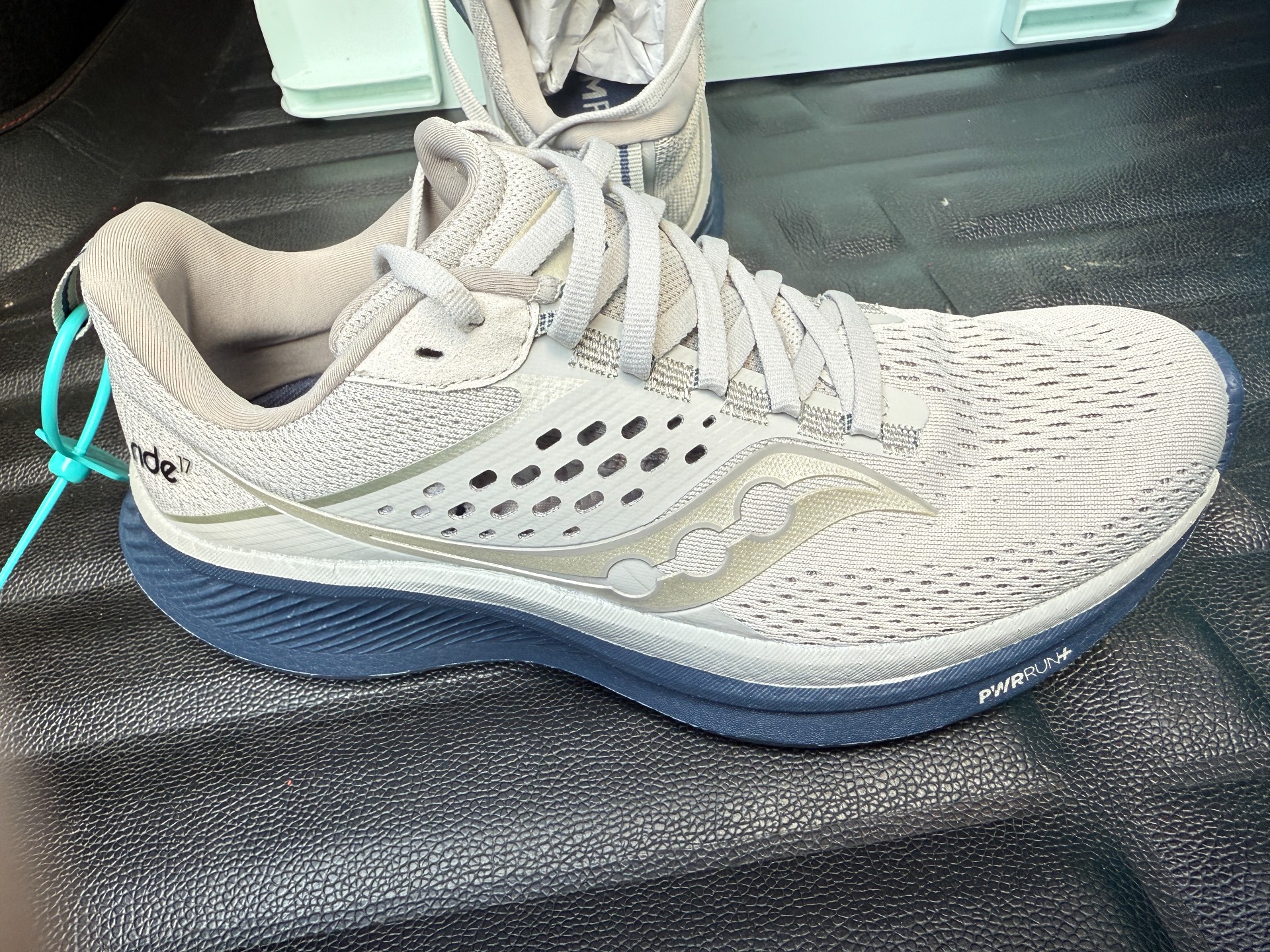 custom review-Saucony RIDE 17 Амортизаторы Slip-Resistant Дышащий Низкий Топ Тренировочные Спринт Беговые кроссовки Мужские Светло-Серый