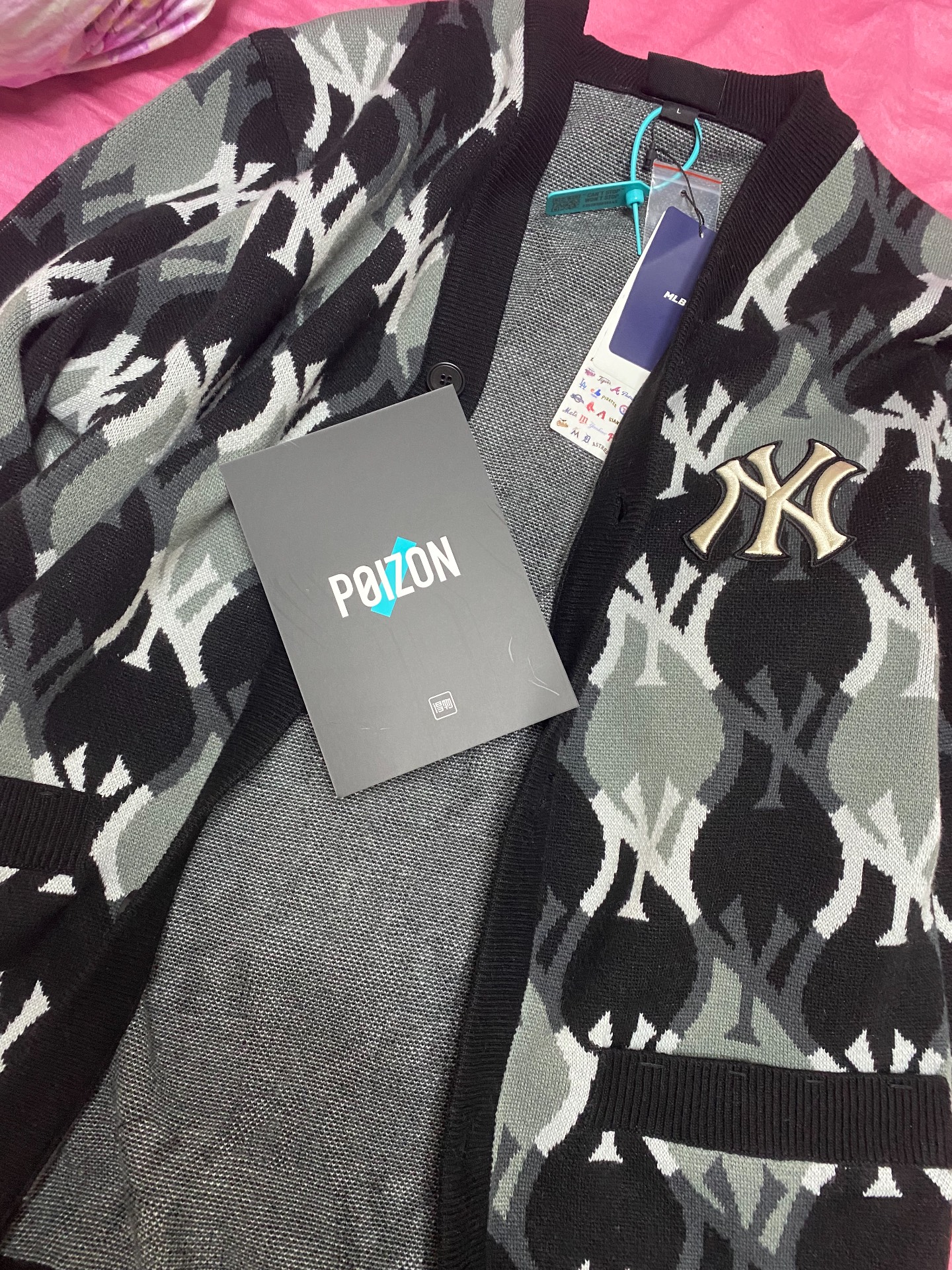 custom review-MLB Old Flower Черный Унисекс Кашемировые Свитера