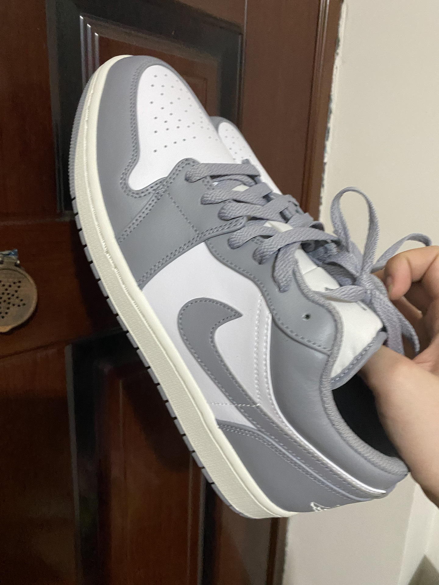 custom review-Air Jordan 1 Low 'Vintage Grey'