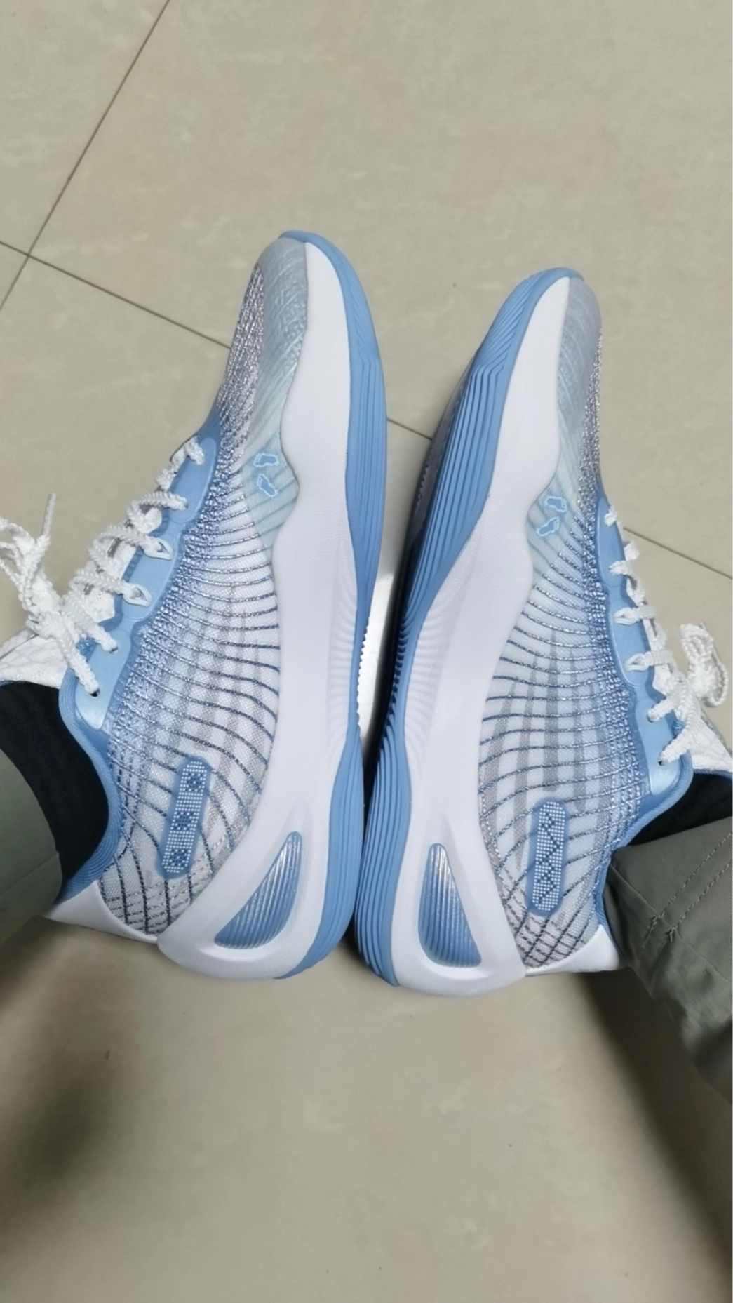 custom review-RIGORER Reeves generation Snowman Низкие баскетбольные кроссовки для мужчин Ледяной синий и белый V2