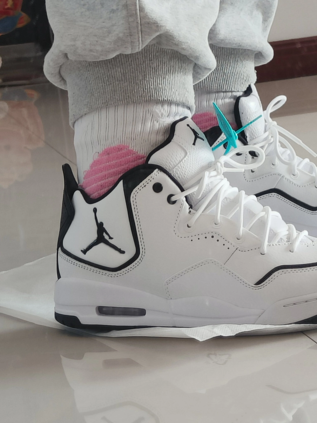 custom review-Джордан Courtside 23 Устойчивый к истиранию MID Топ Винтажные баскетбольные кроссовки Мужской Белый