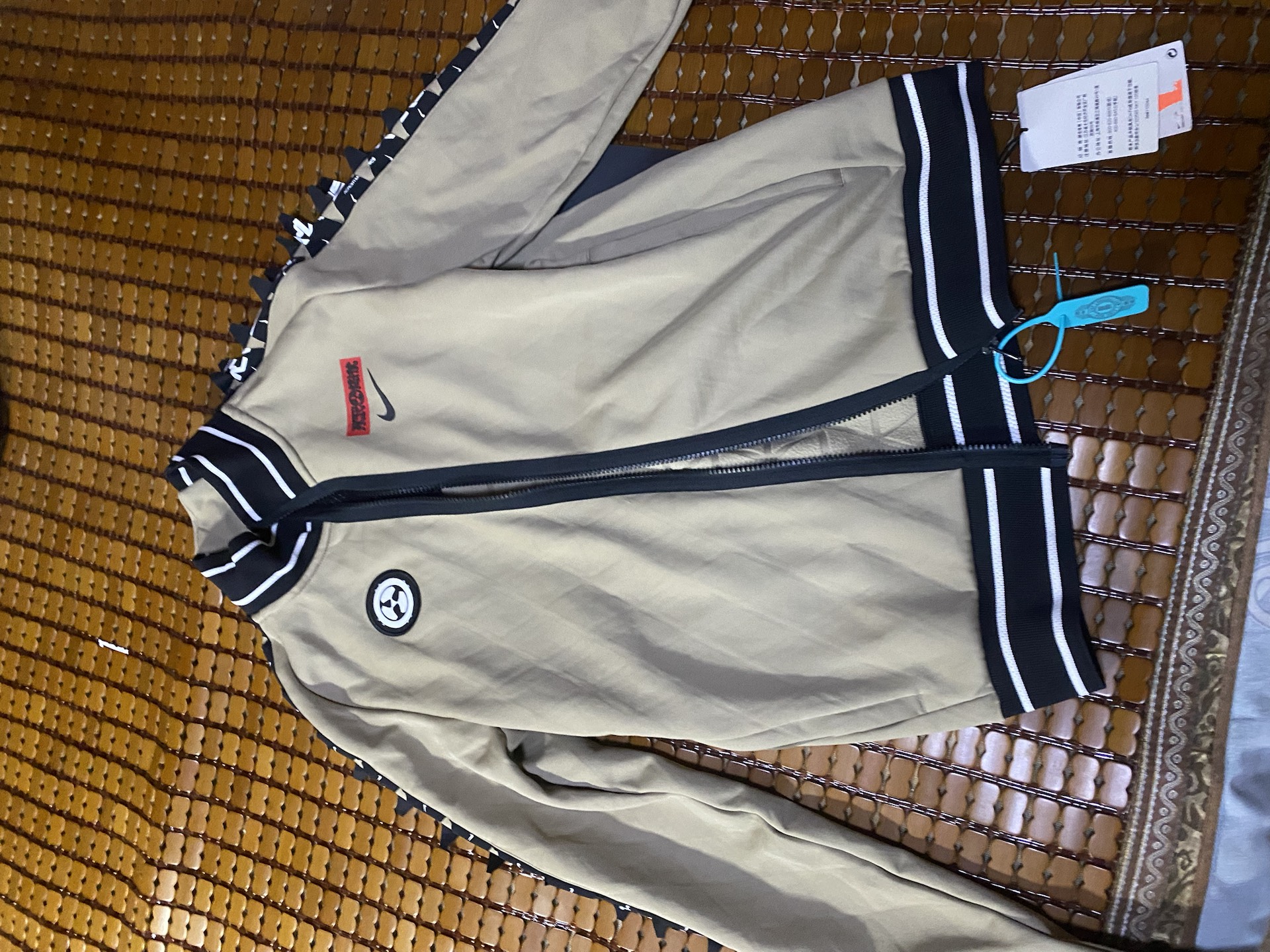 custom review-Nike xACRONYM Collection Хаки Мужские Куртки