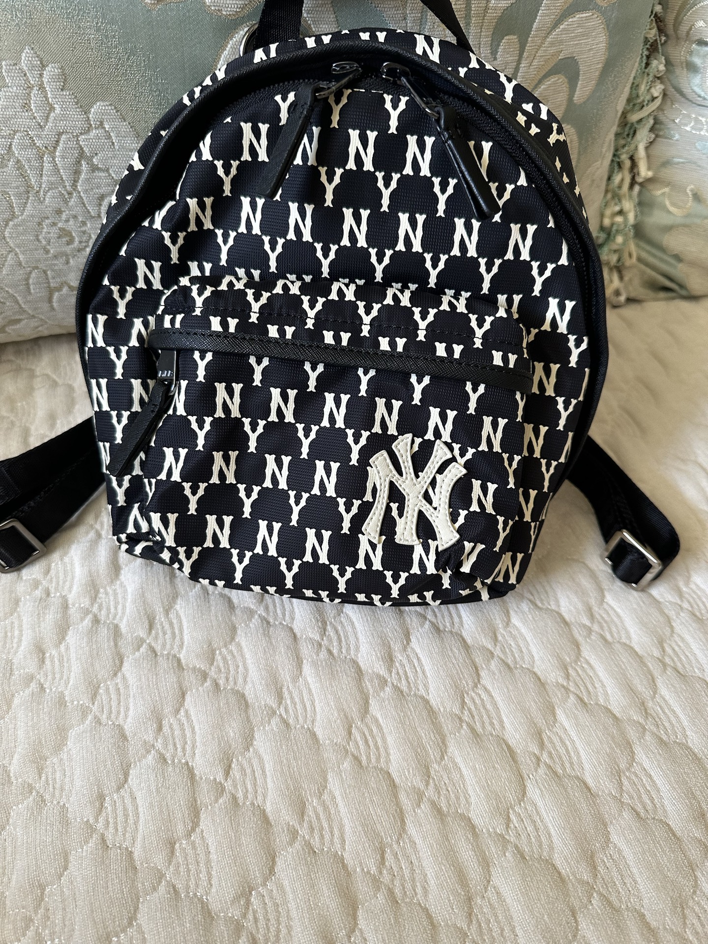 custom review-MLB MONOGRAM Коллекция Полиамид Полиэстер Сумка через плечо Рюкзак Стандартный (Стандартный) Женский Айвори Белый Черный