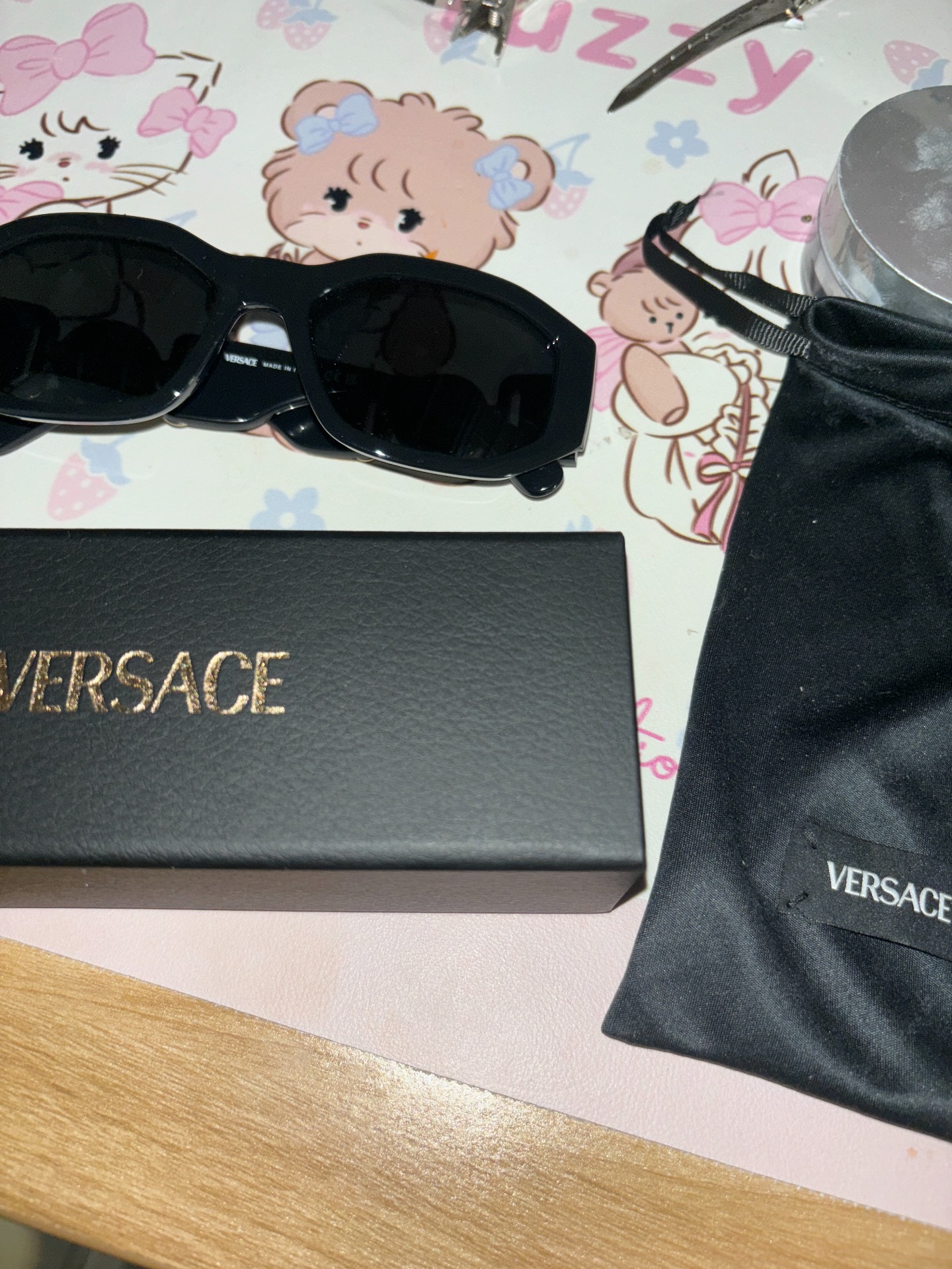 custom review-VERSACE Нерегулярная форма Солнцезащитные очки Унисекс Черный