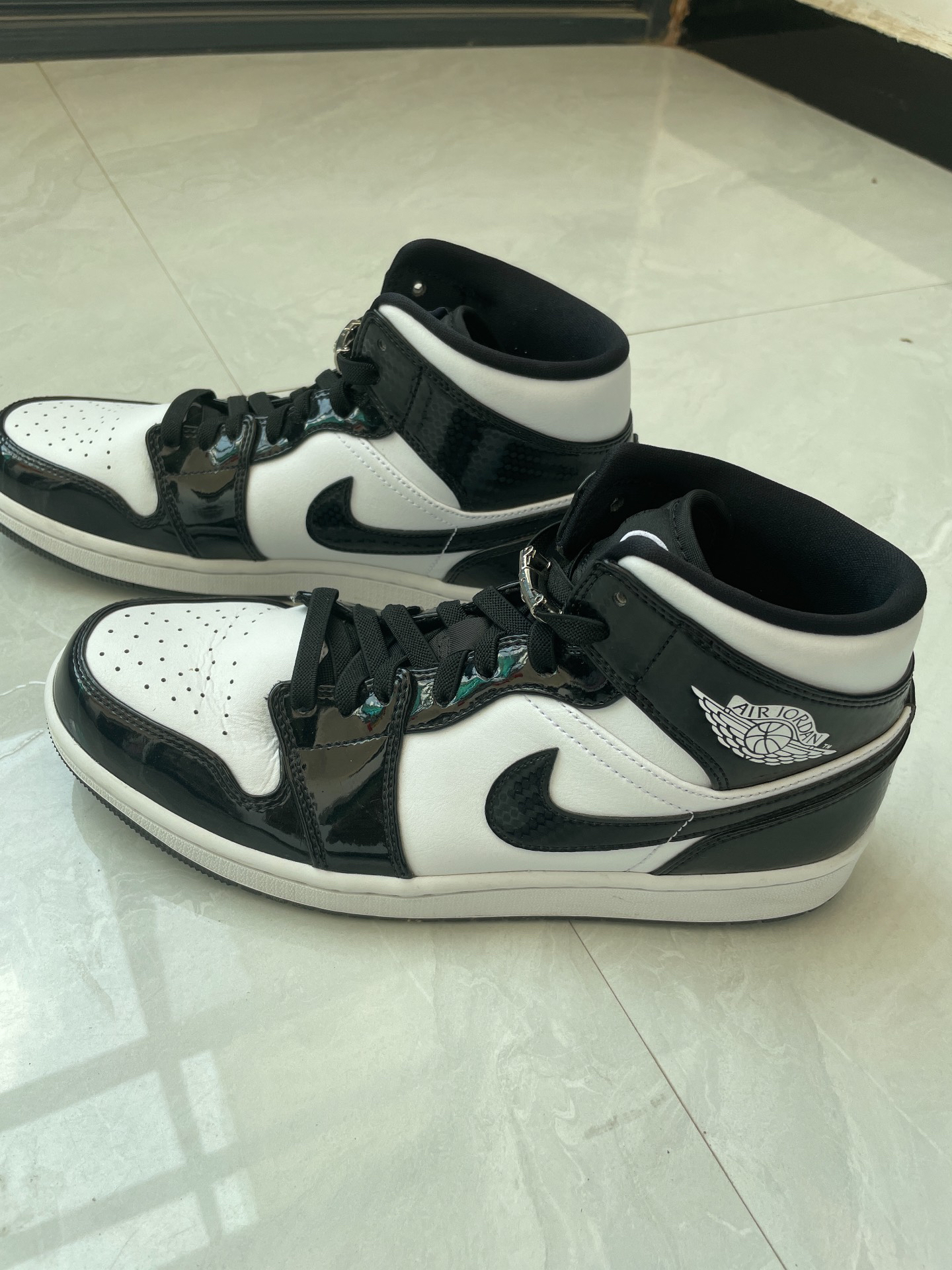 上瘾的aj1 @得物社区小秘书