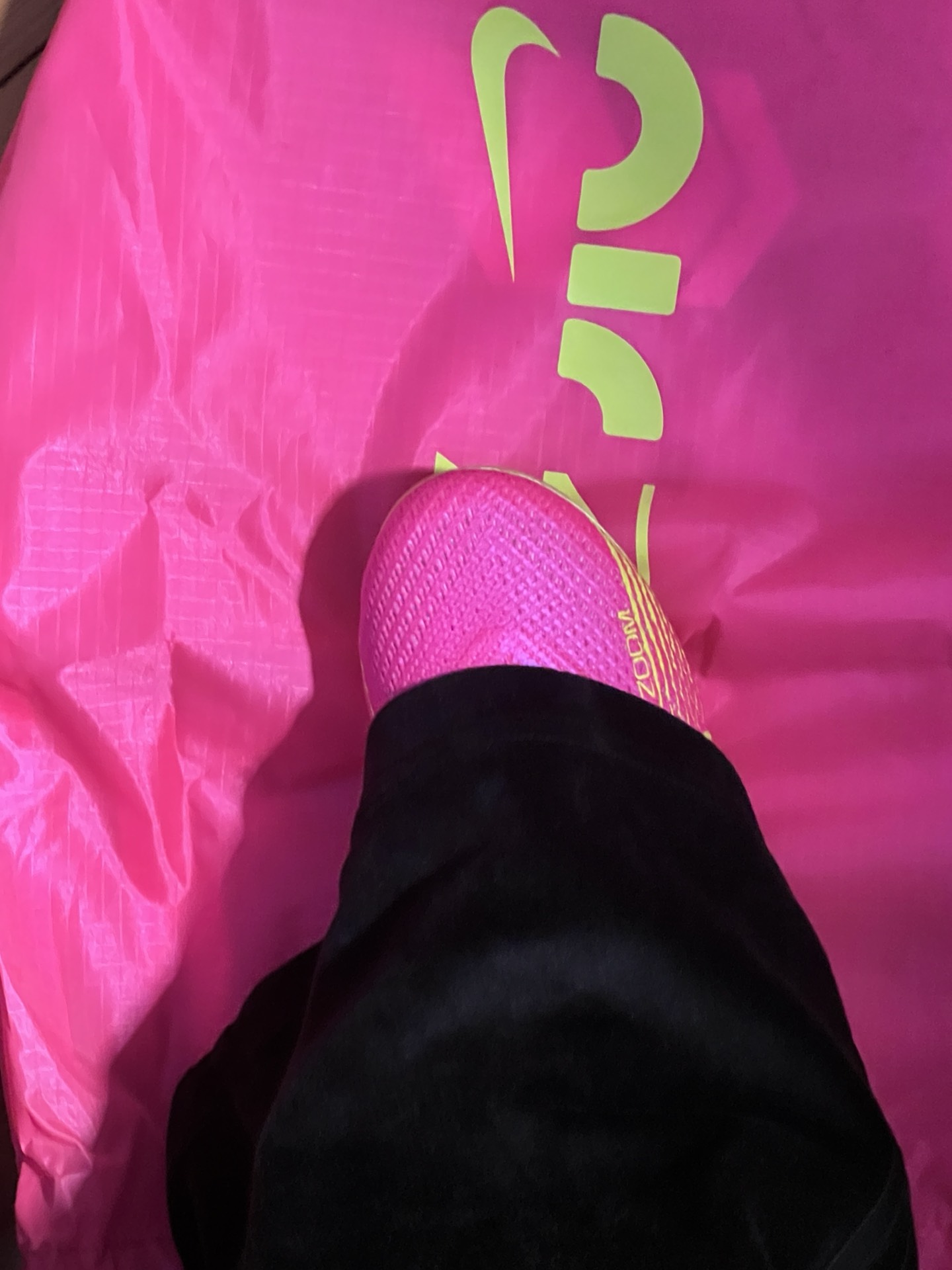 custom review-Nike Zoom Vapor 15 FG Твердый Грунт Твердый Корт Футбольные Бутсы Унисекс Розовый Желтый