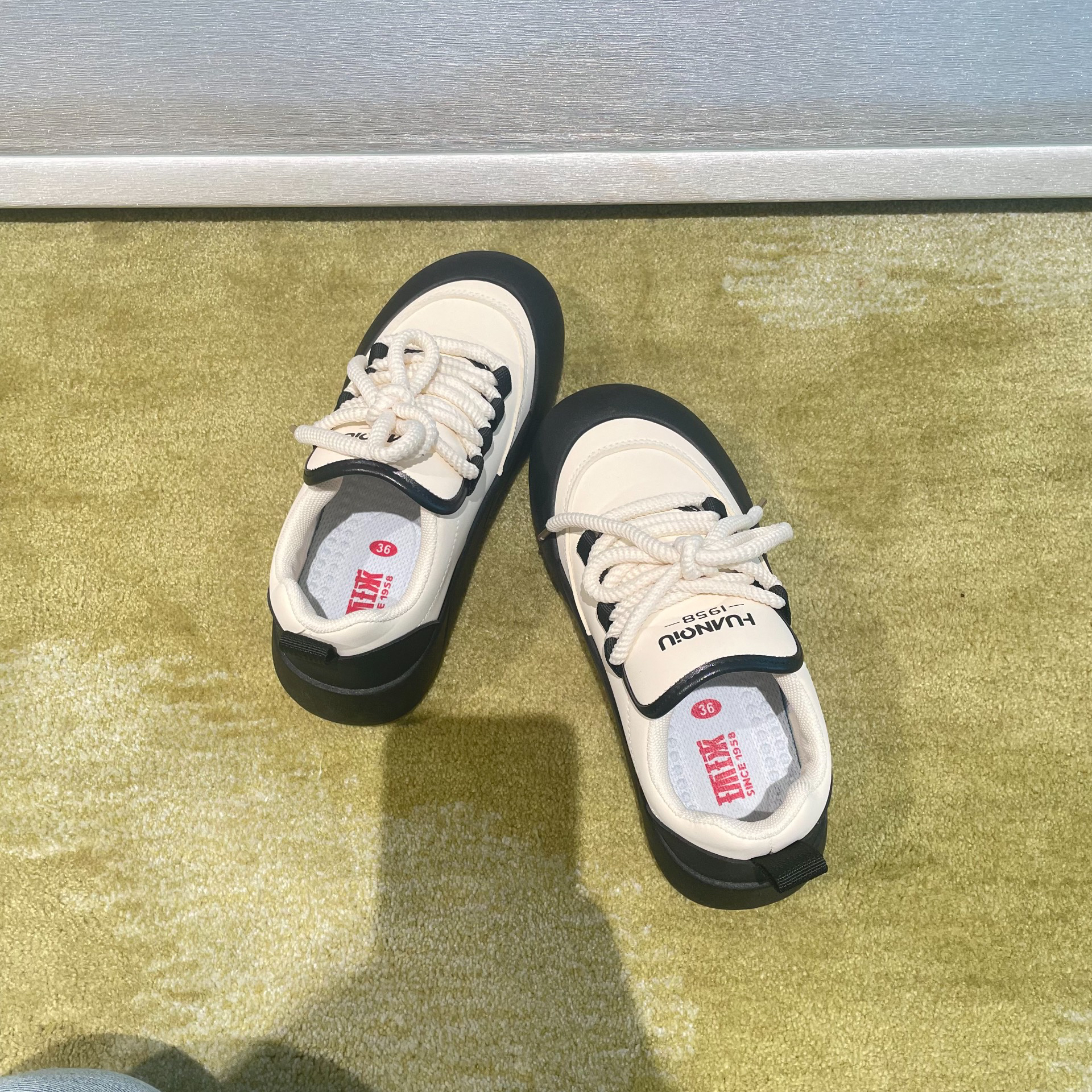 你别说!真的有被厚底丑萌大头鞋可爱到7015