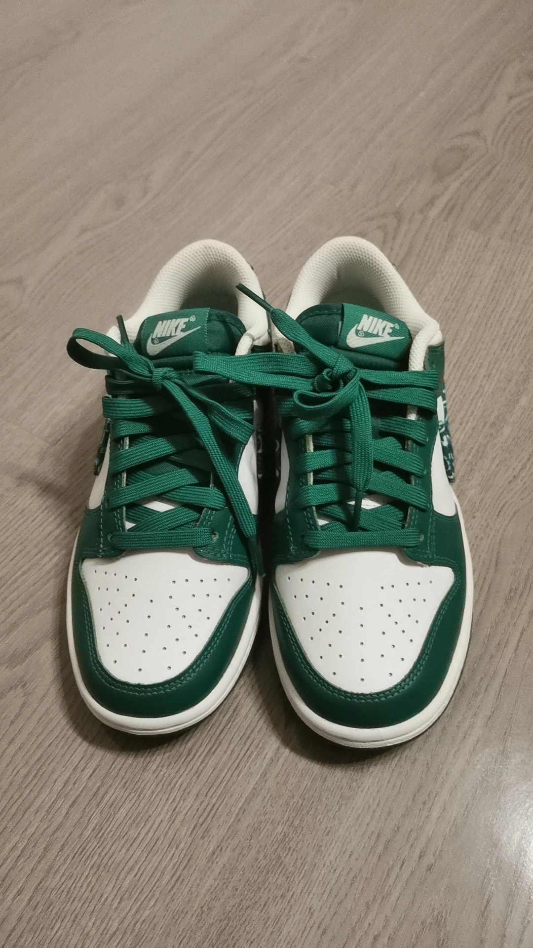 custom review-Nike Dunk Low 'Green Paisley' Women's
