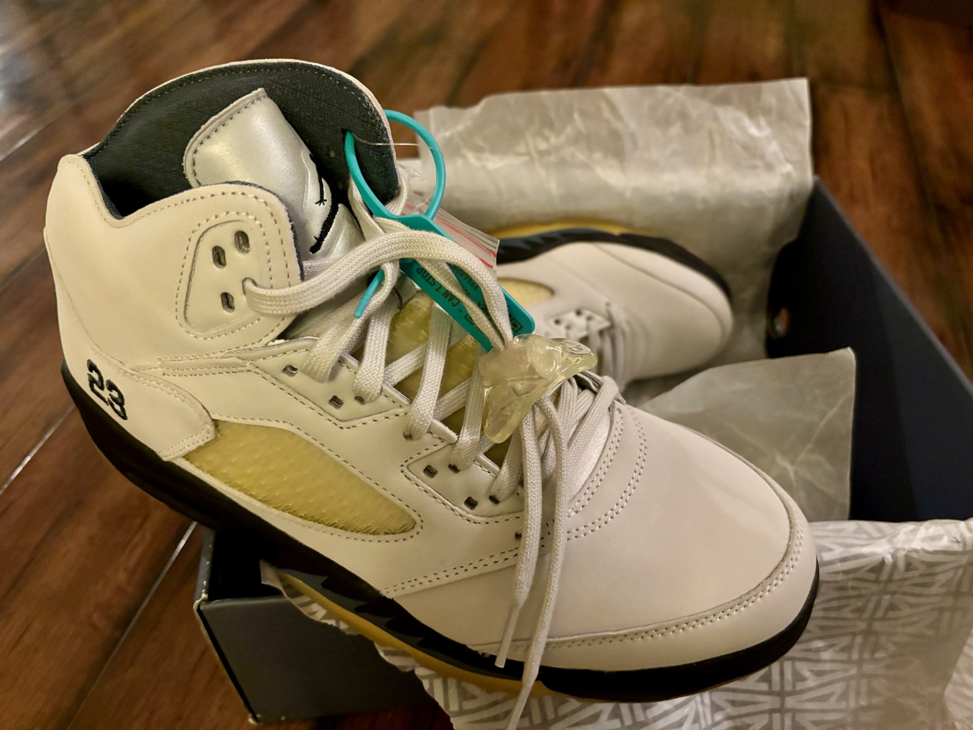 custom review-Air Jordan 5 X A Ma Maniere 'Photon Dust' Women's