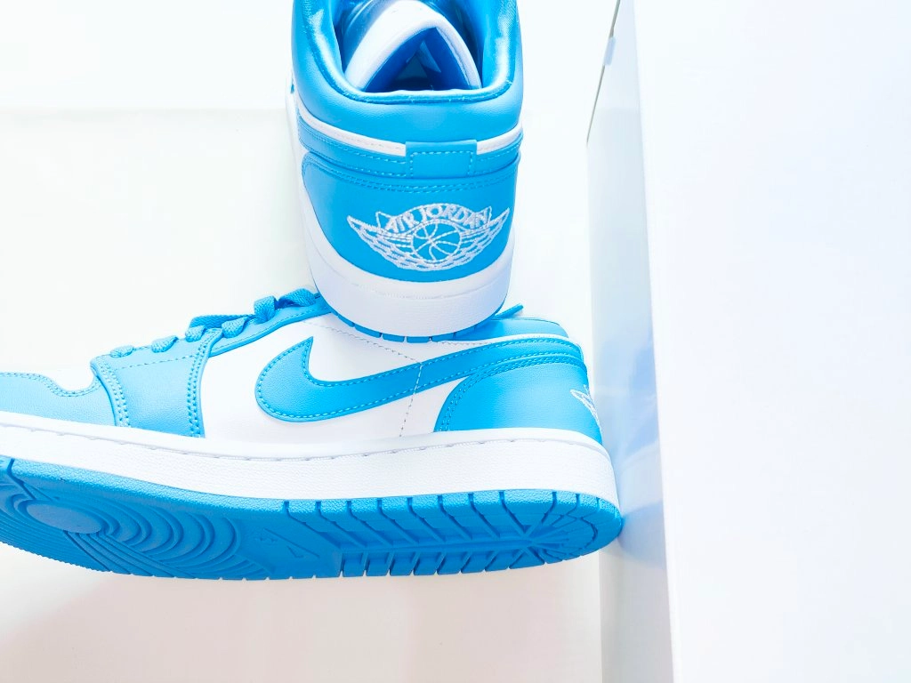 custom review-Air Jordan 1 Low 'UNC' Women's