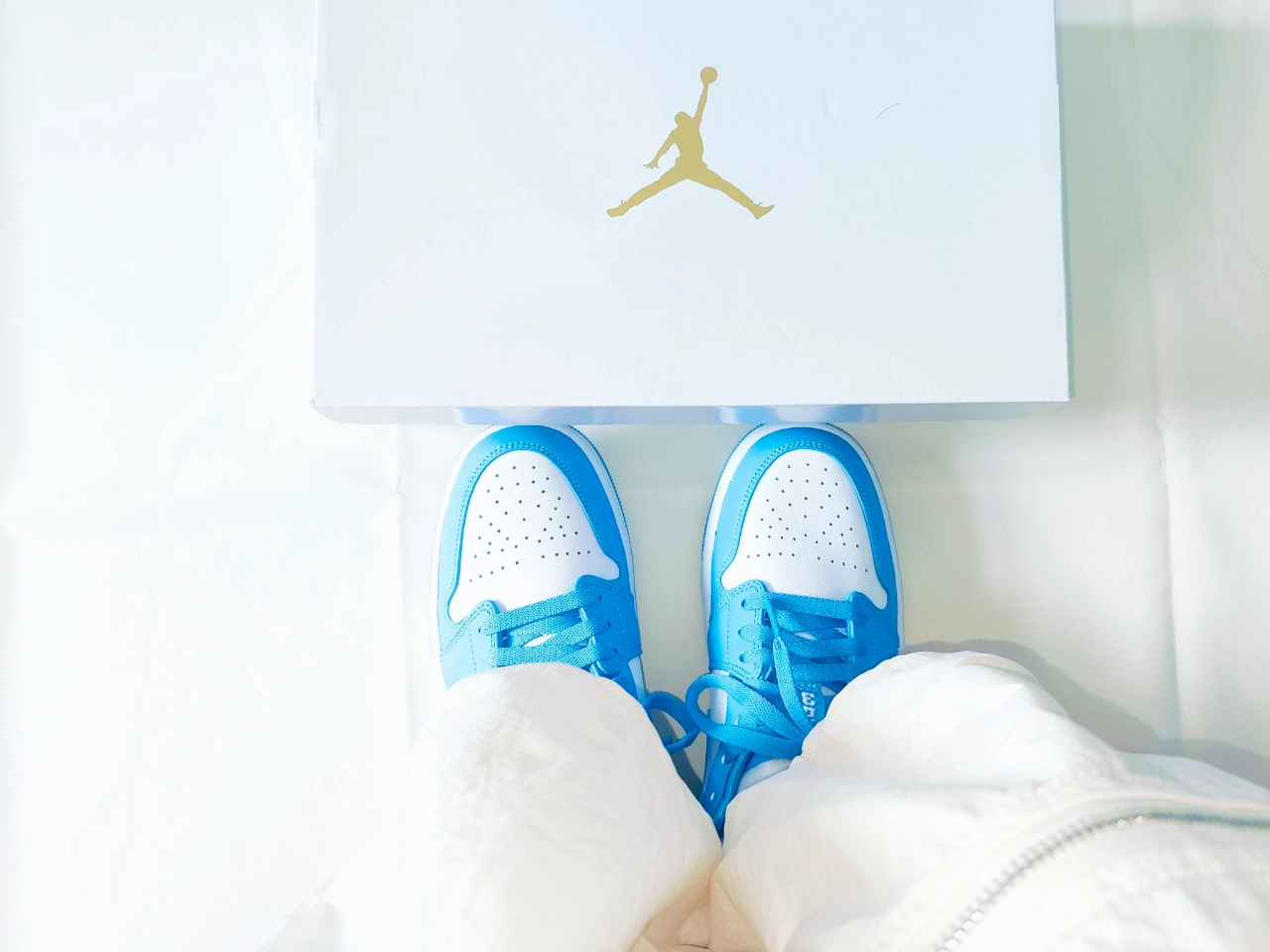 custom review-Air Jordan 1 Low 'UNC' Women's